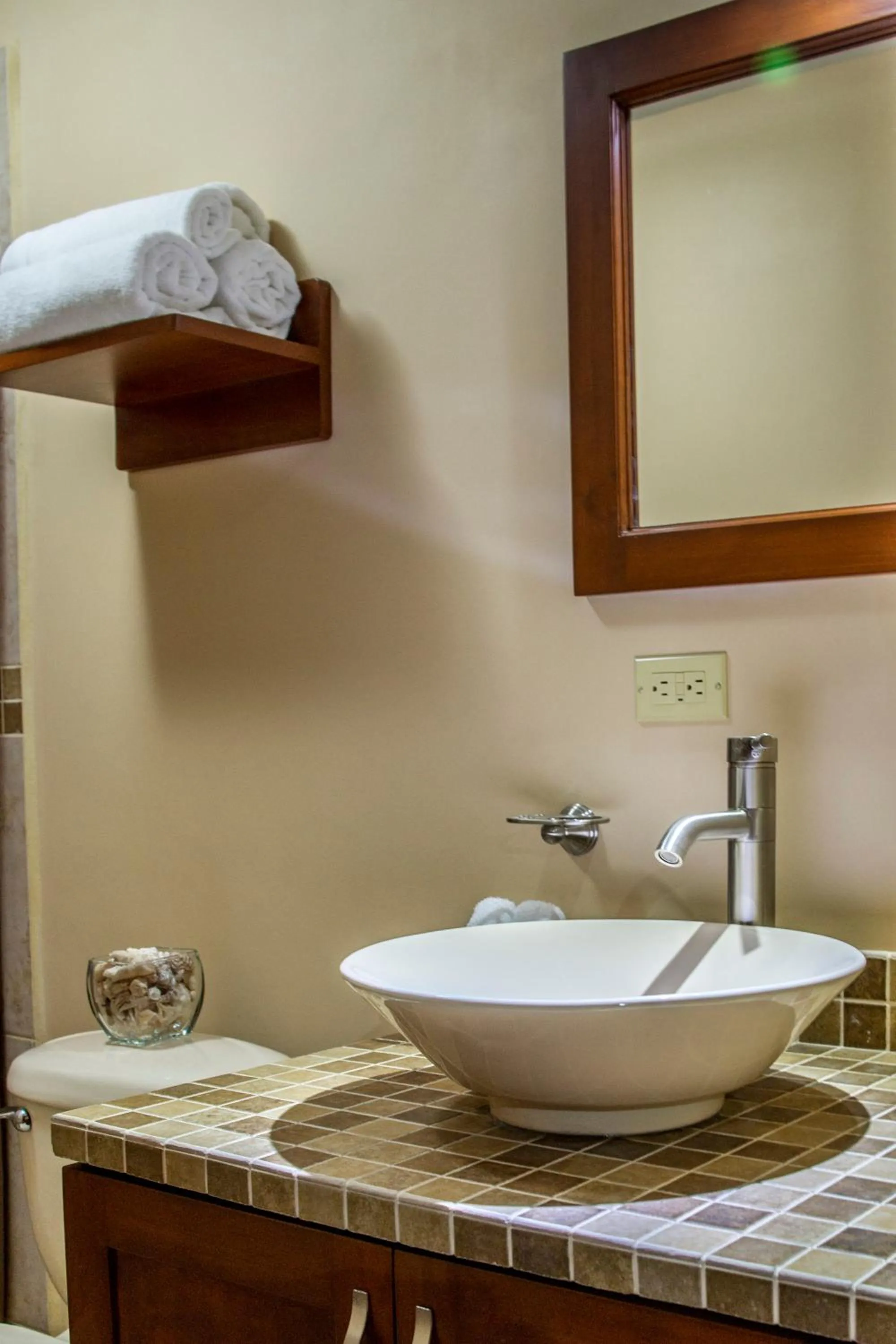 Decorative detail in Bugambilias Suites