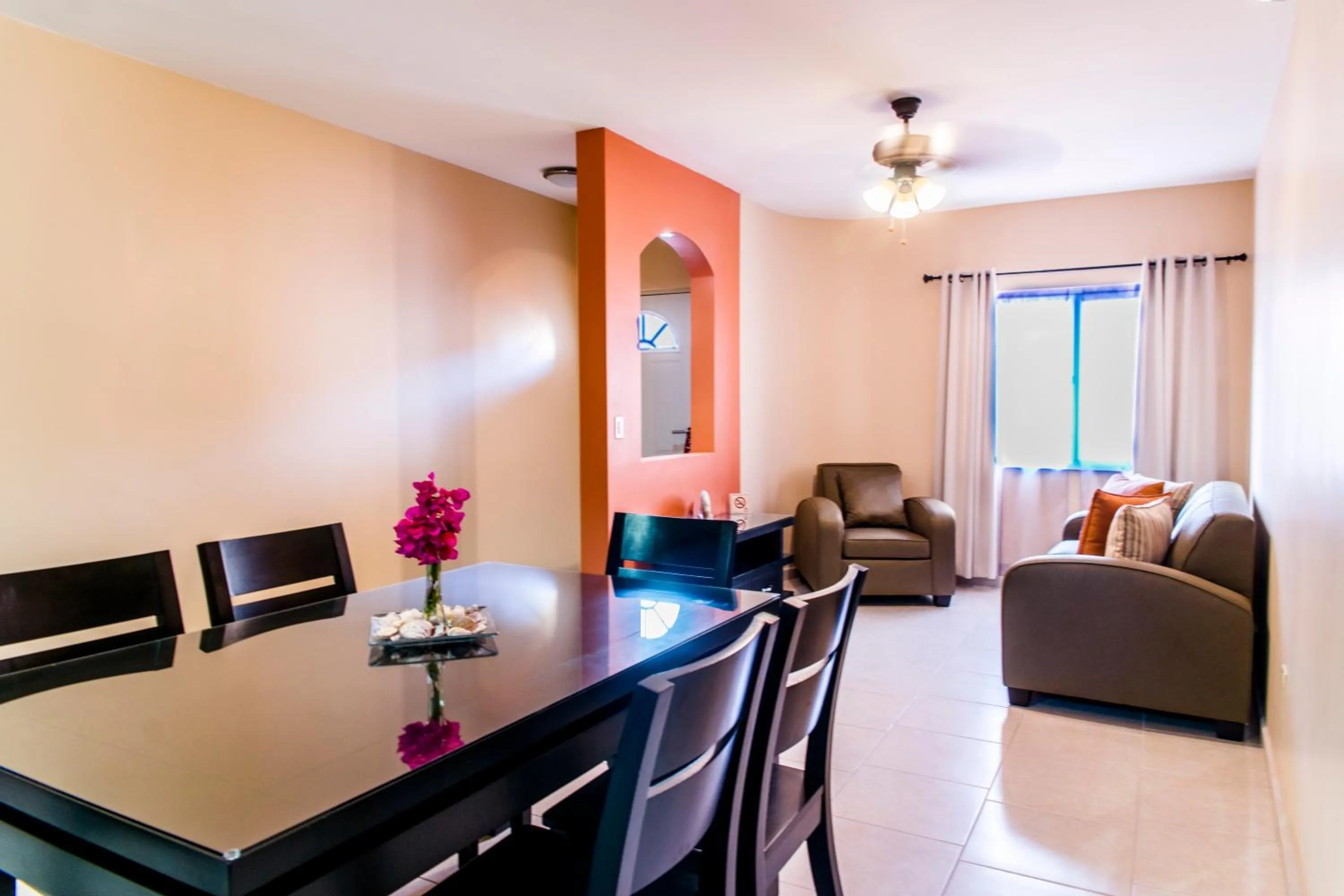 Photo of the whole room in Bugambilias Suites