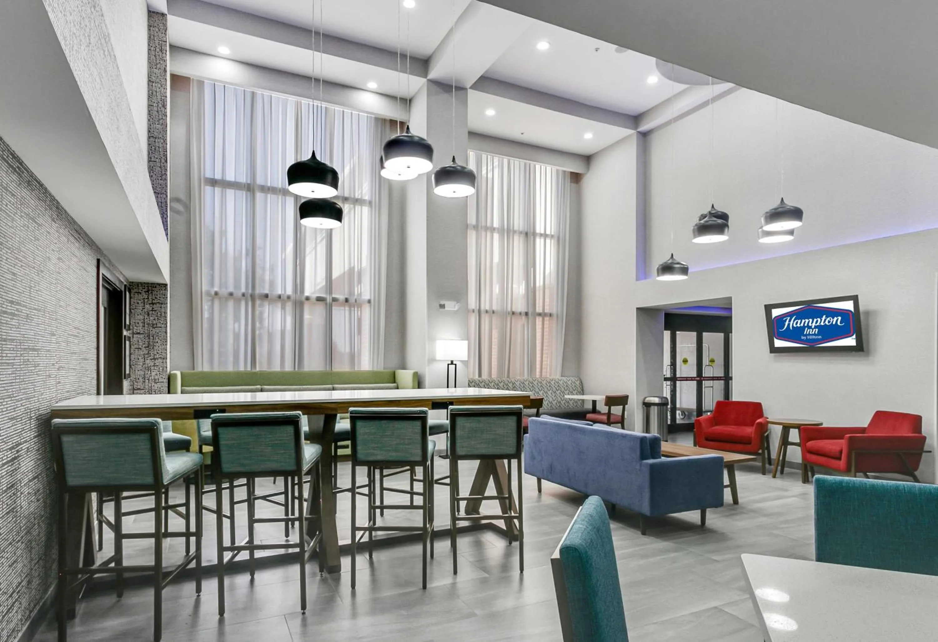 Lobby or reception in Hampton Inn Houston-Pearland, TX