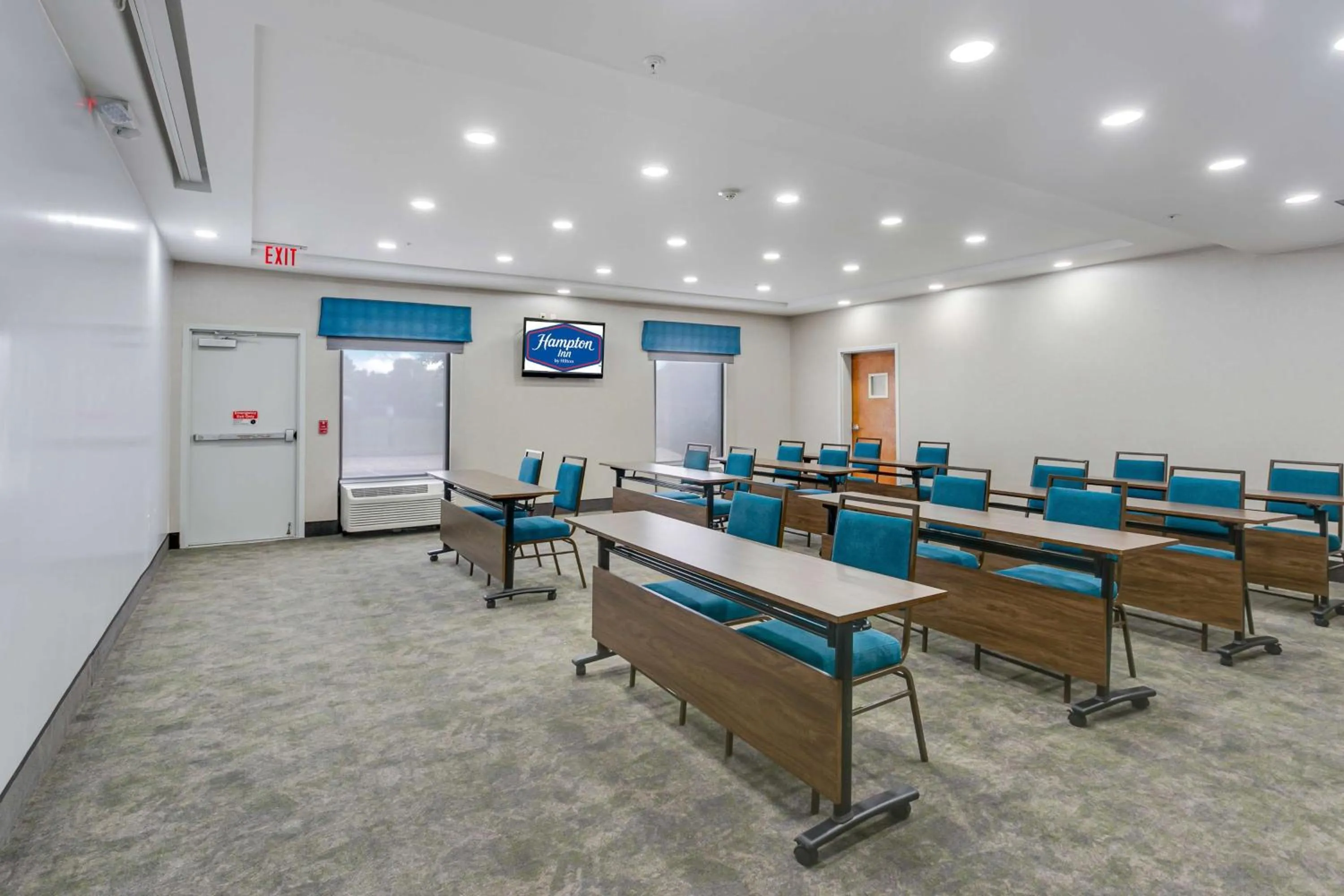 Meeting/conference room in Hampton Inn Houston-Pearland, TX