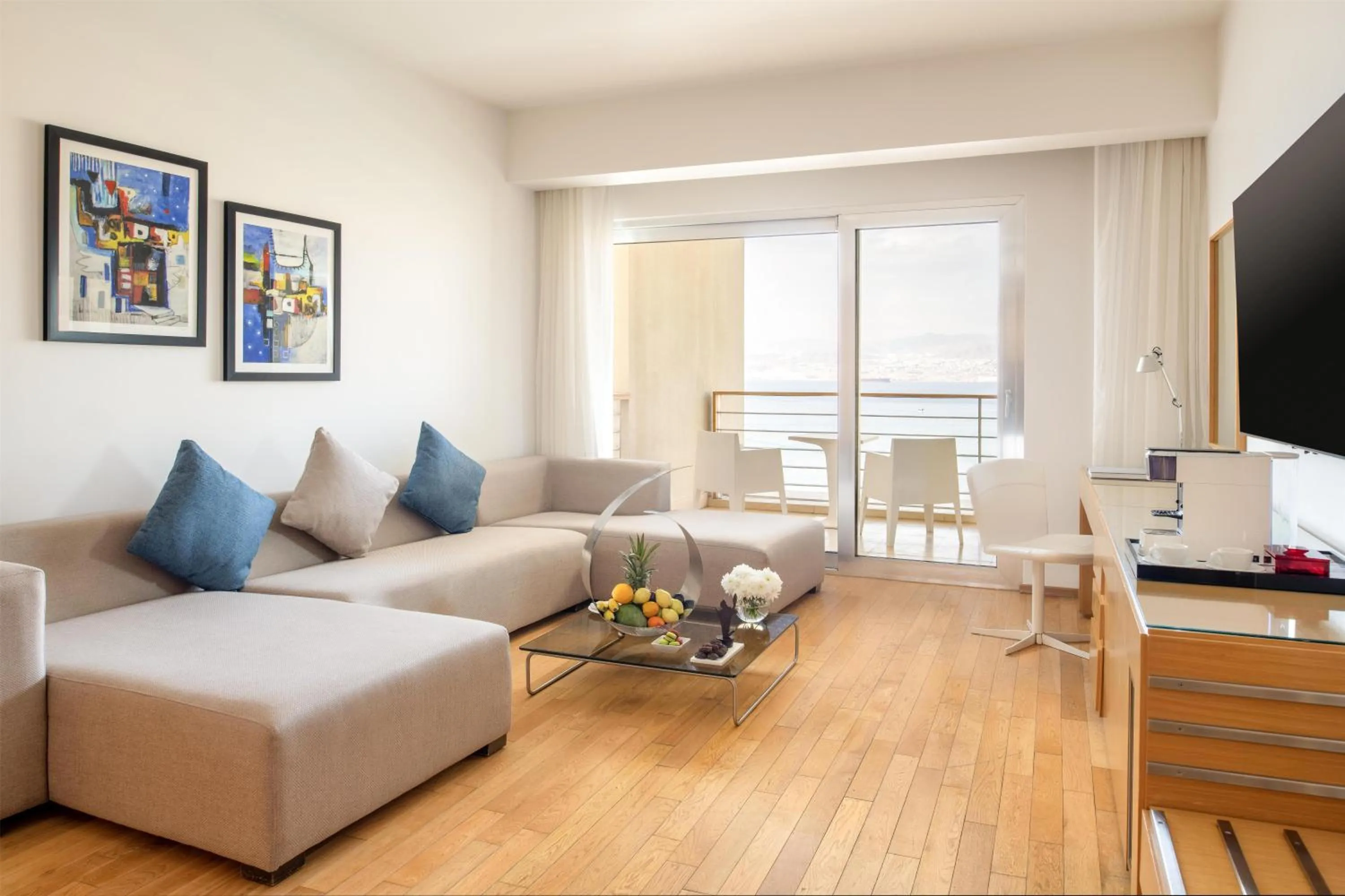 Living room in Kempinski Hotel Aqaba