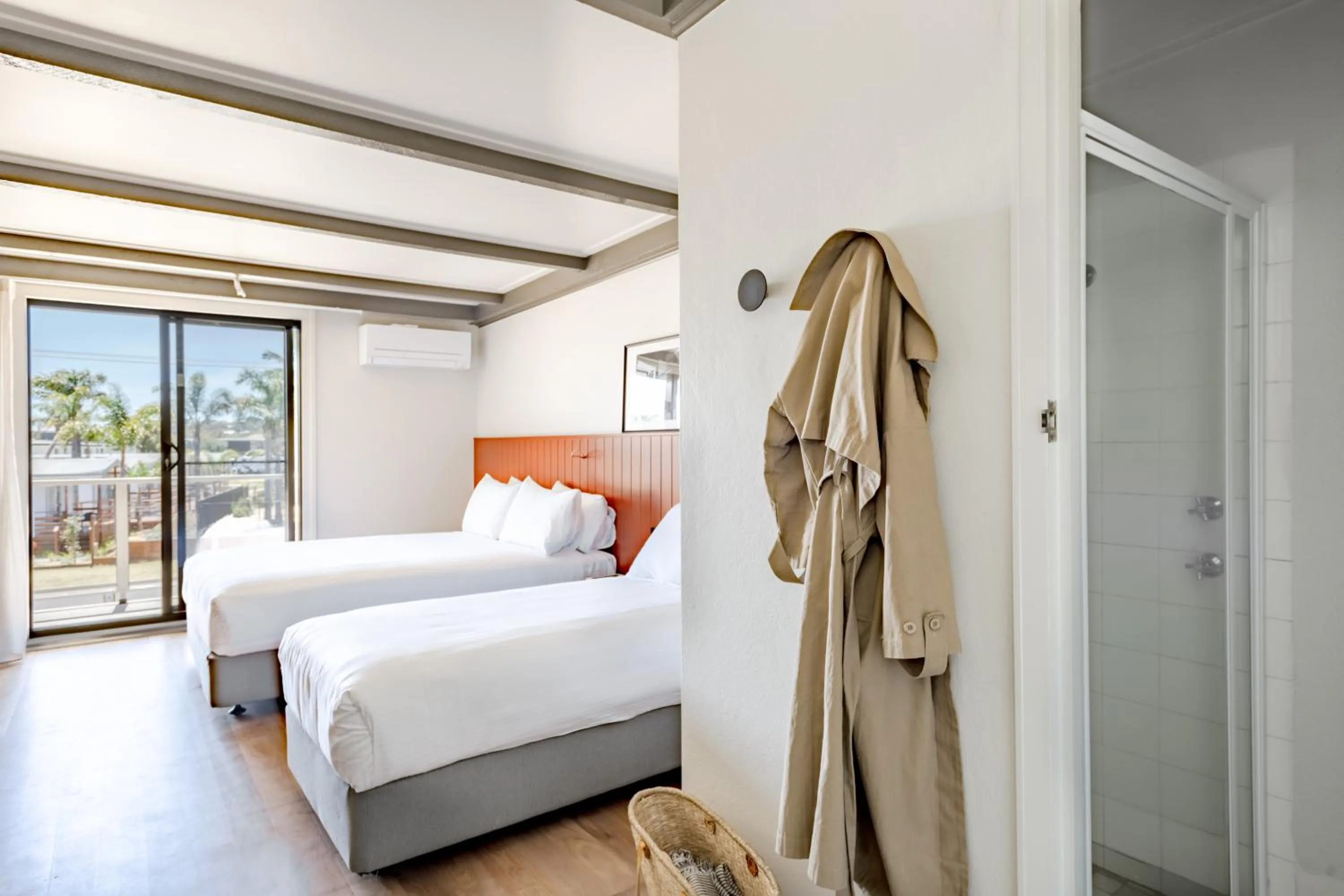 Bedroom, Bed in Tween Waters Merimbula