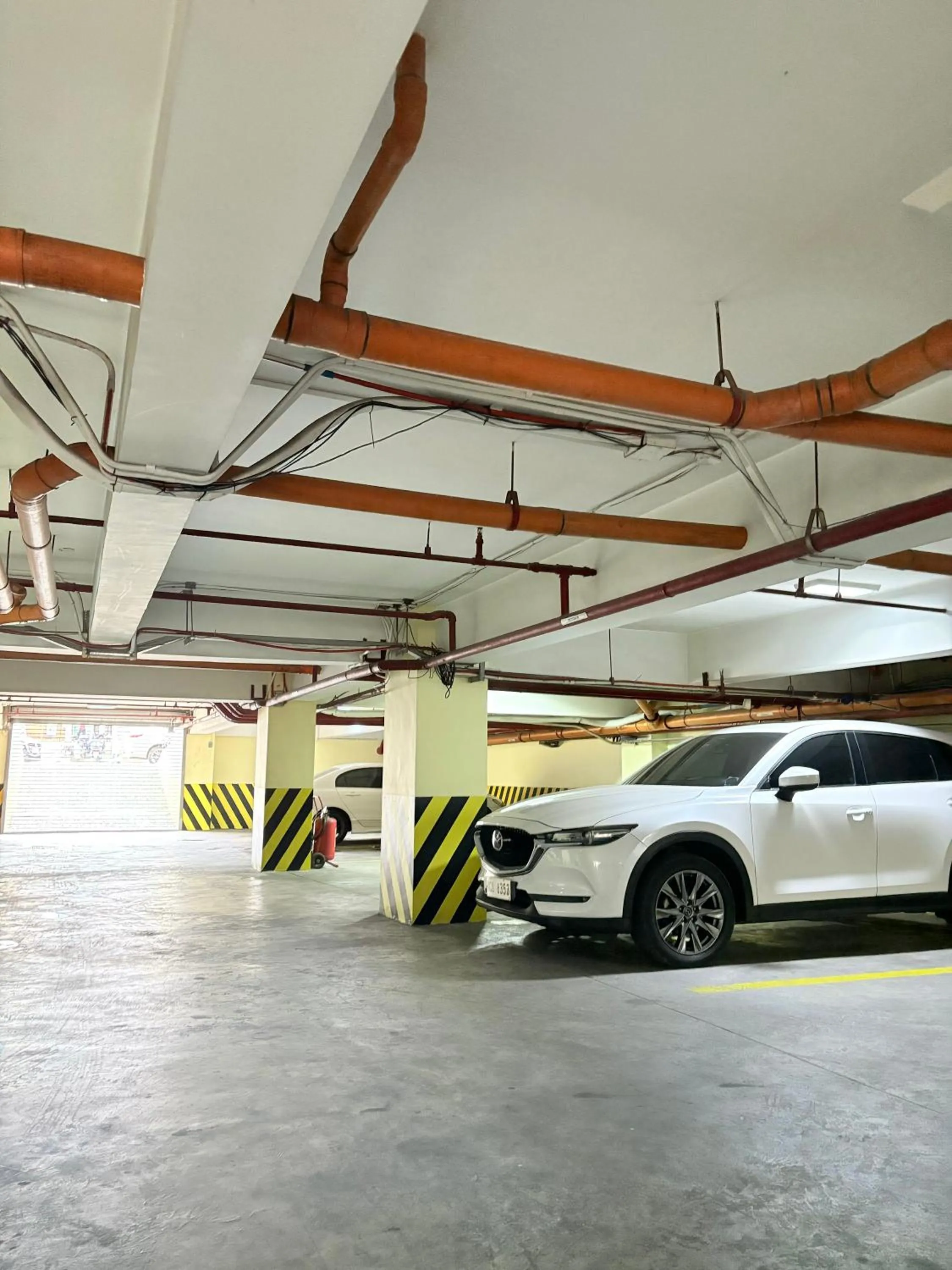 Parking in Pacific Park Hotel