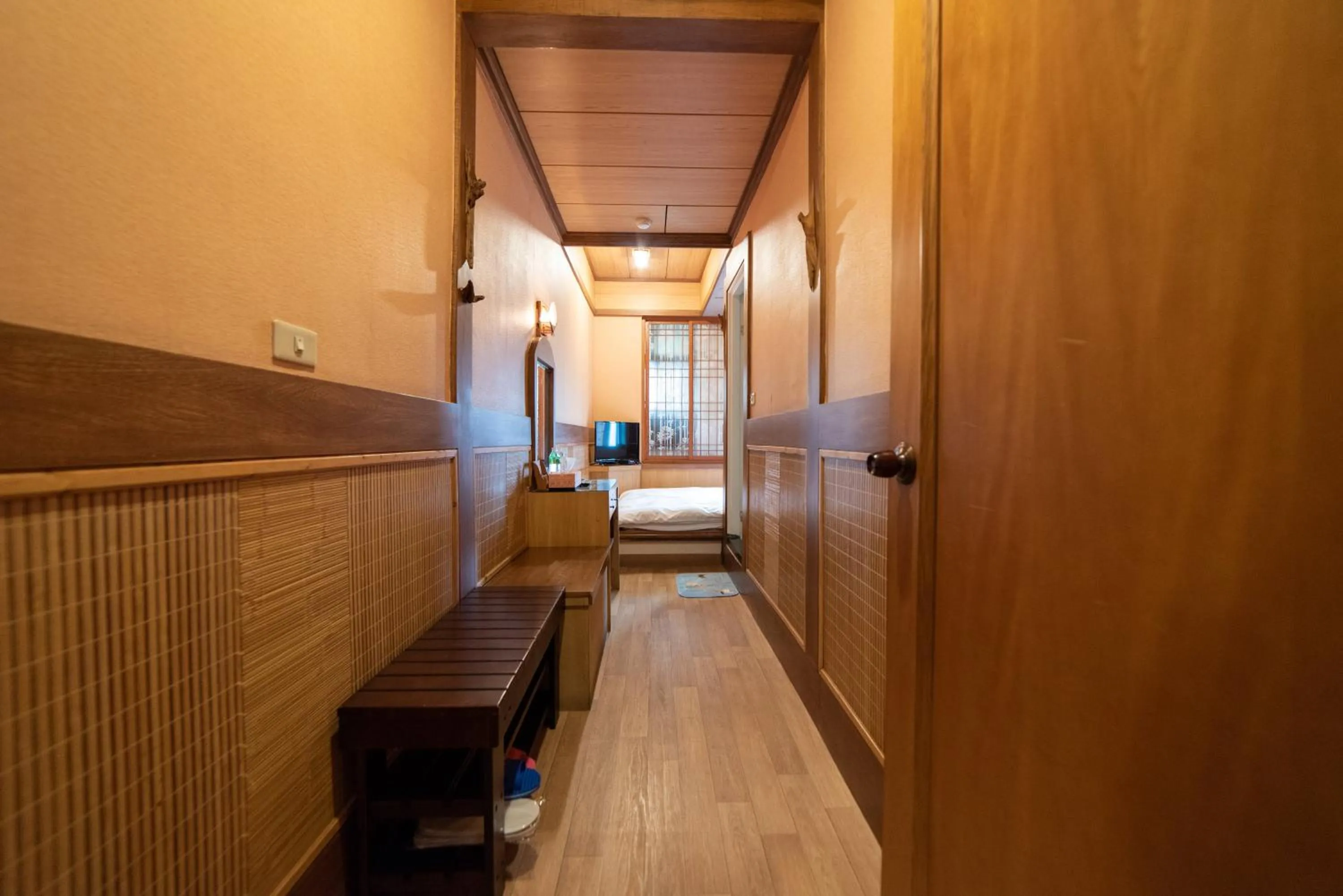 Photo of the whole room in Shankou Hotspring Hotel