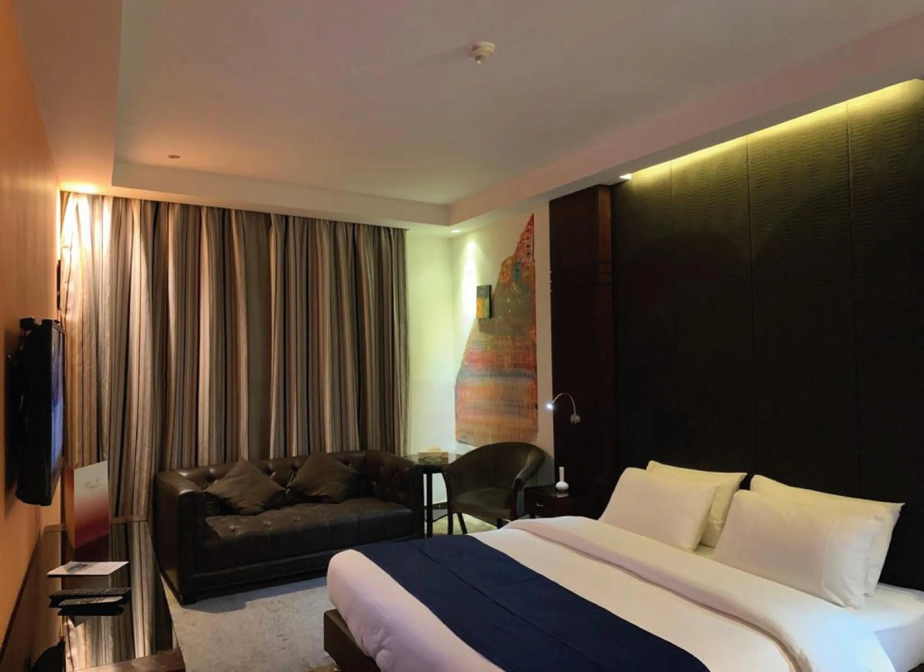 Bed in Torino Hotel Amman