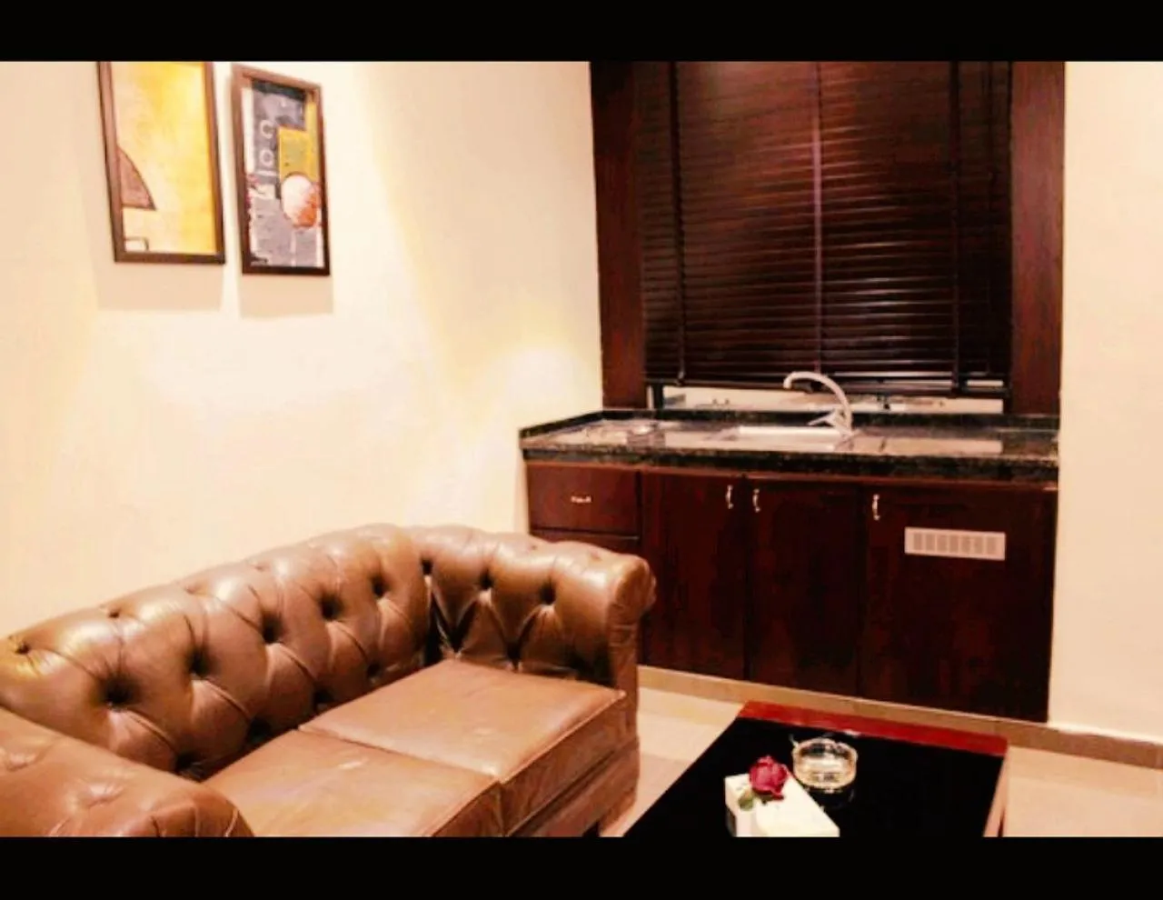 Kitchen or kitchenette in Torino Hotel Amman