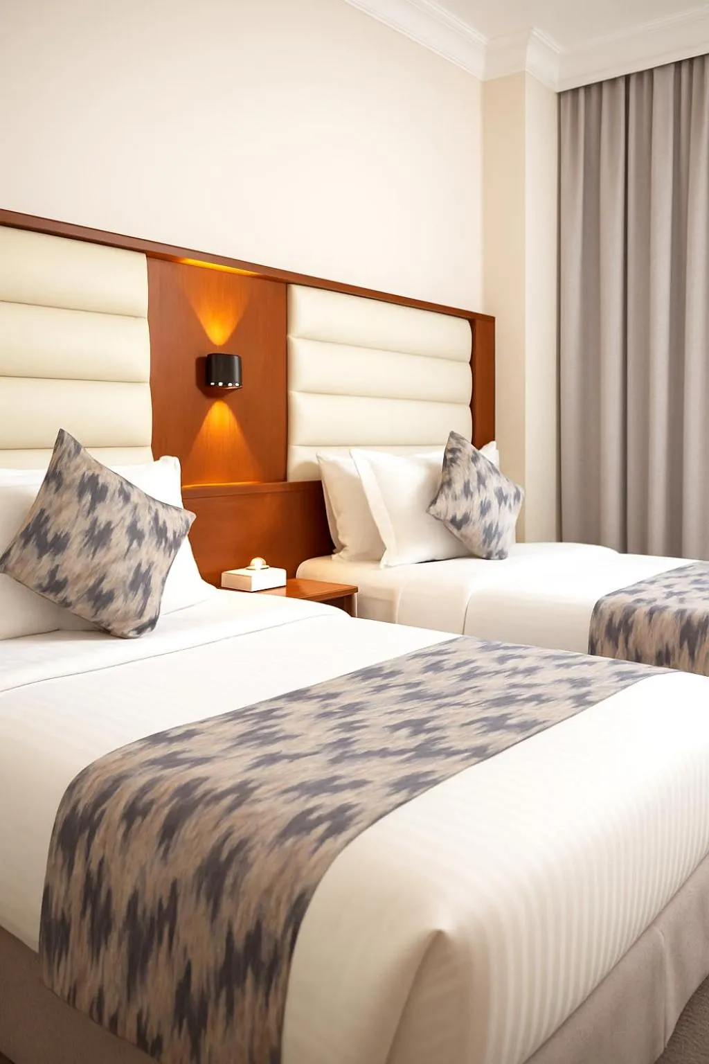 Bed in Sadeen Amman Hotel