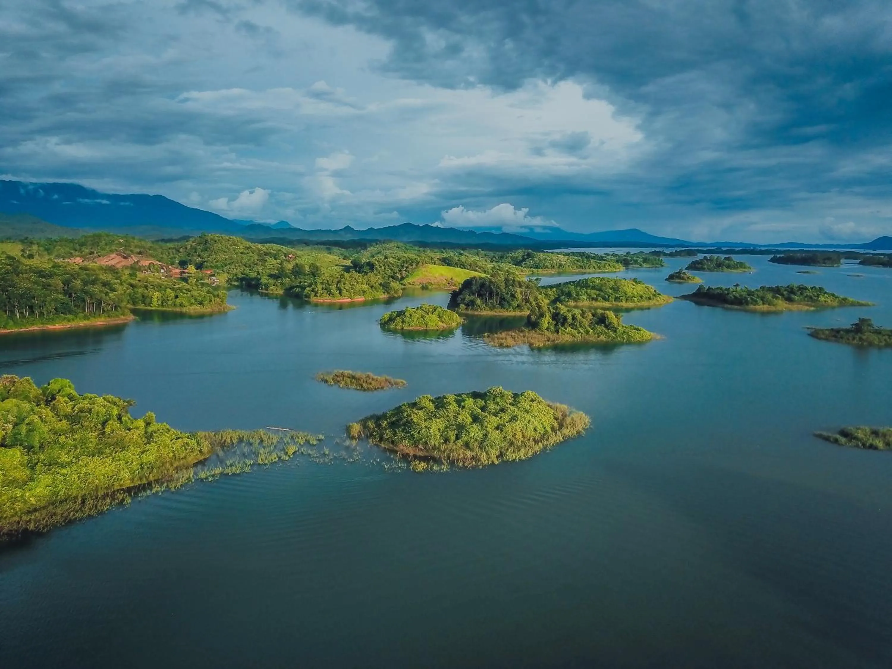 Lake view in Green View Resort