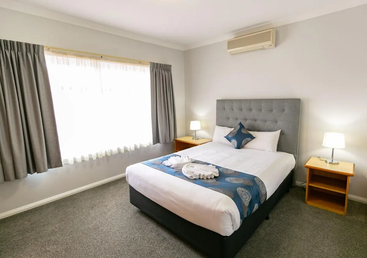 Bed in Esplanade Hotel Busselton