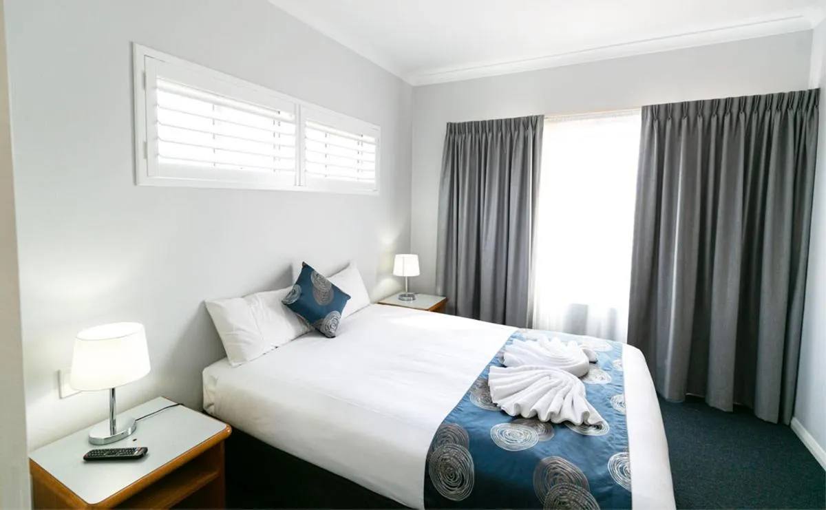 Bed in Esplanade Hotel Busselton