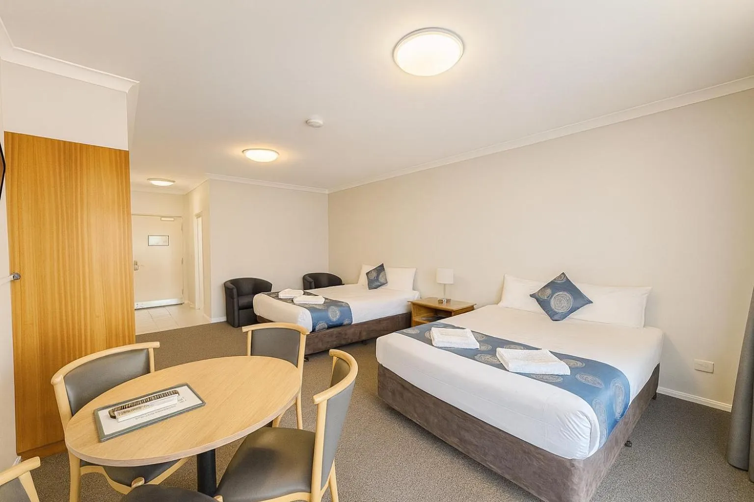 Photo of the whole room, Bed in Esplanade Hotel Busselton