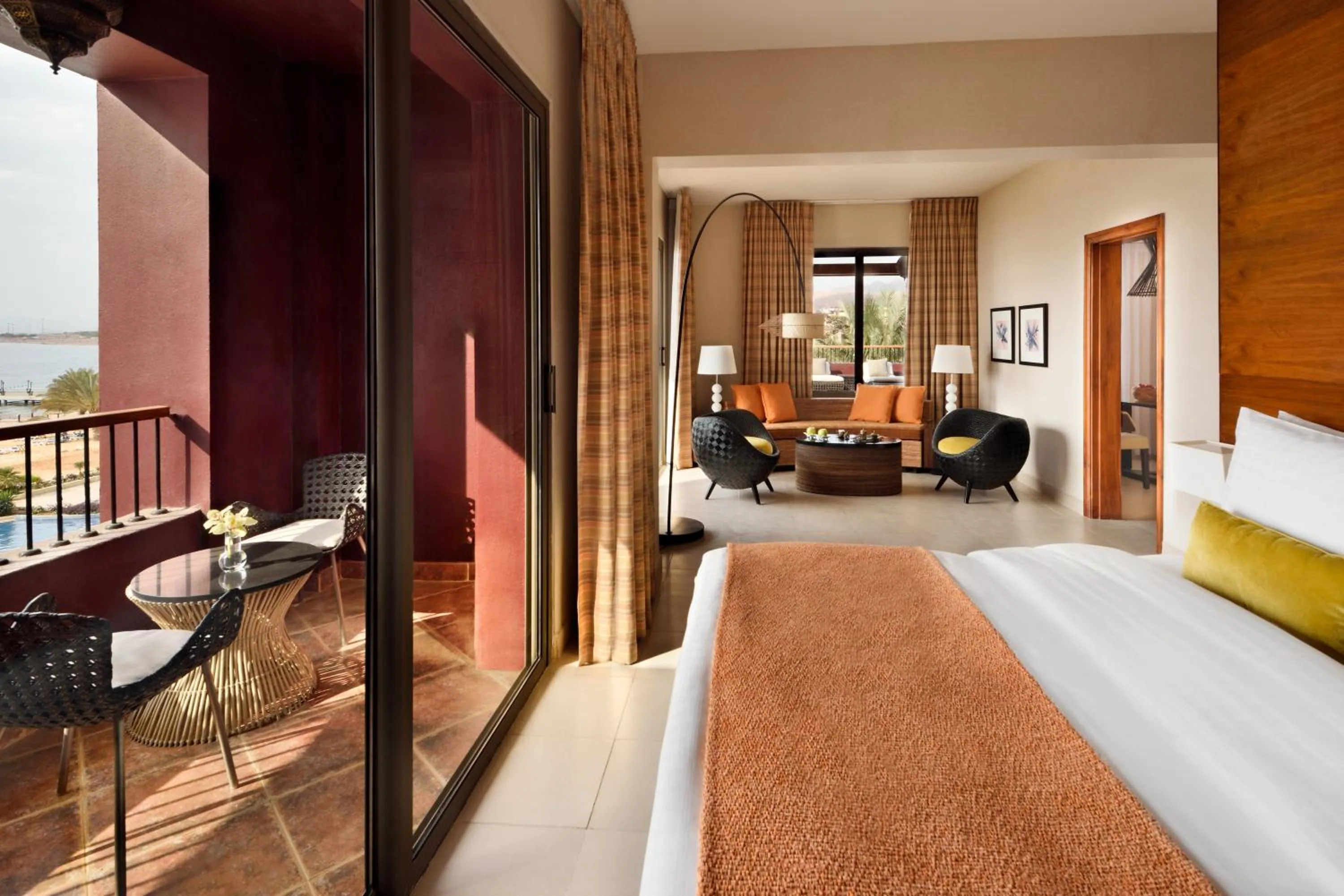 Bedroom, Bed in Mövenpick Resort & Spa Tala Bay Aqaba