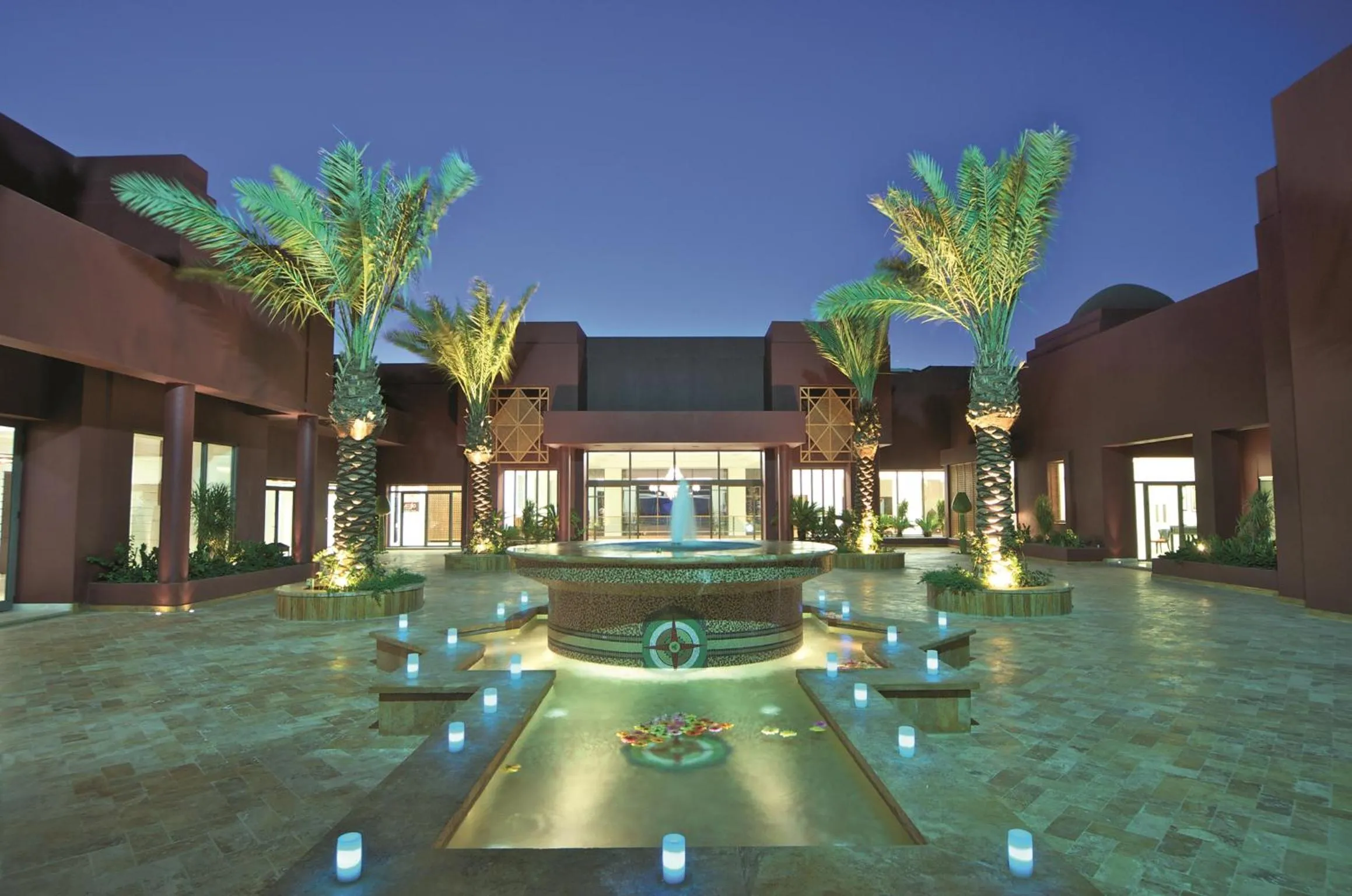 Facade/entrance in Mövenpick Resort & Spa Tala Bay Aqaba