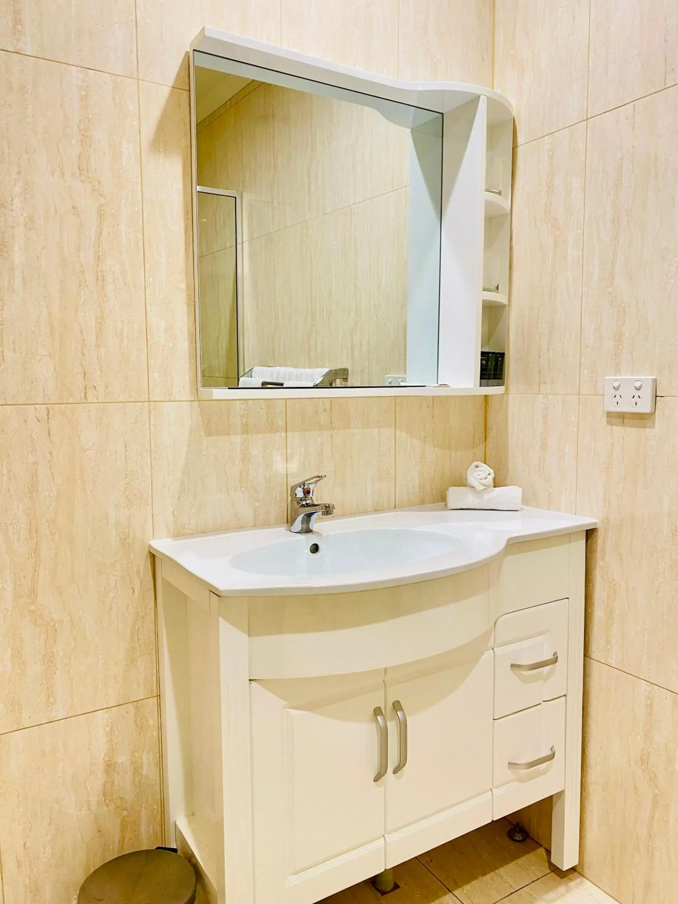 Standard Twin Room in Parklane Motel Murray Bridge Standard Twin Room in Parklane Motel Murray Bridge