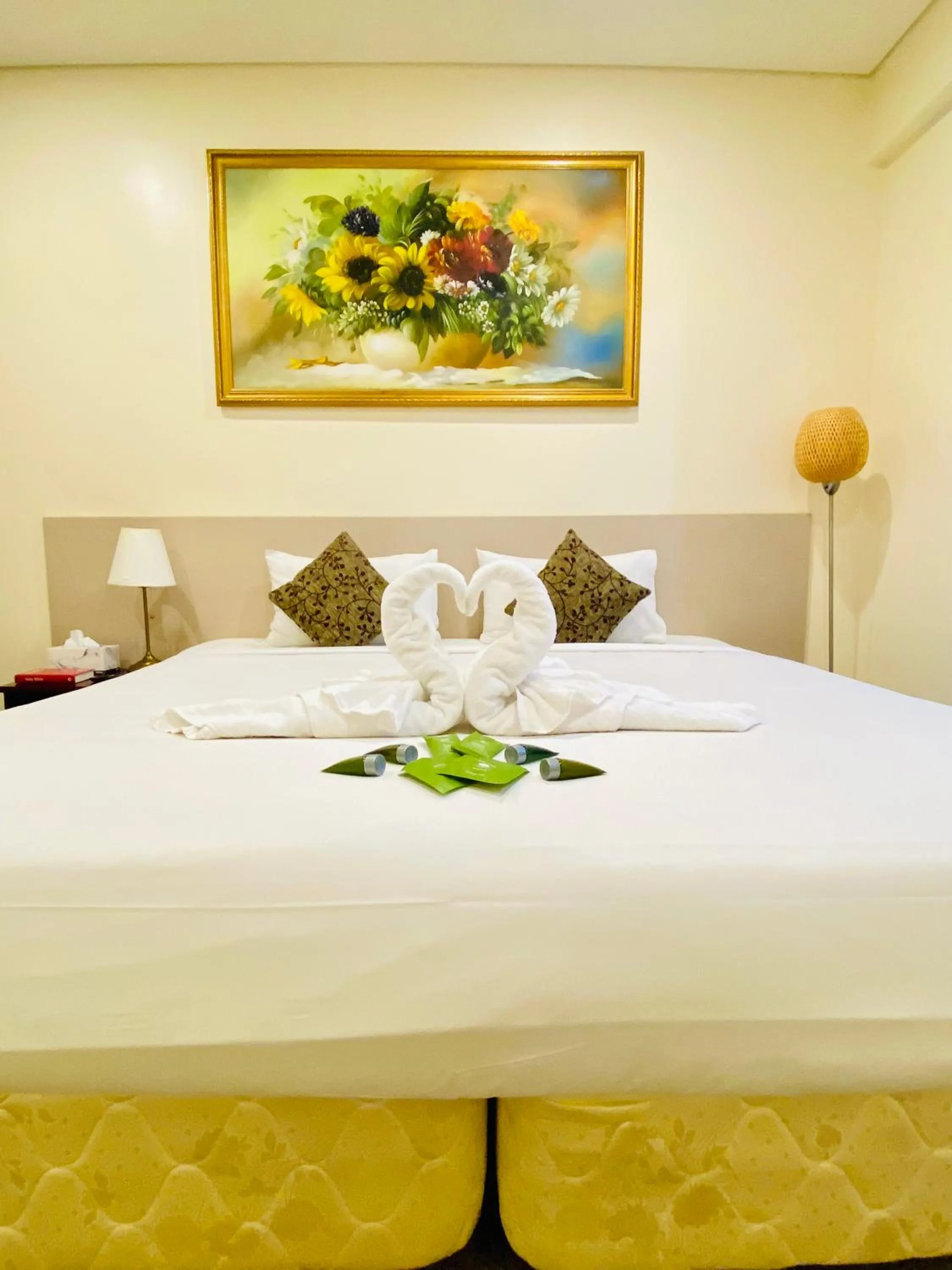 Bed in Parklane Motel Murray Bridge