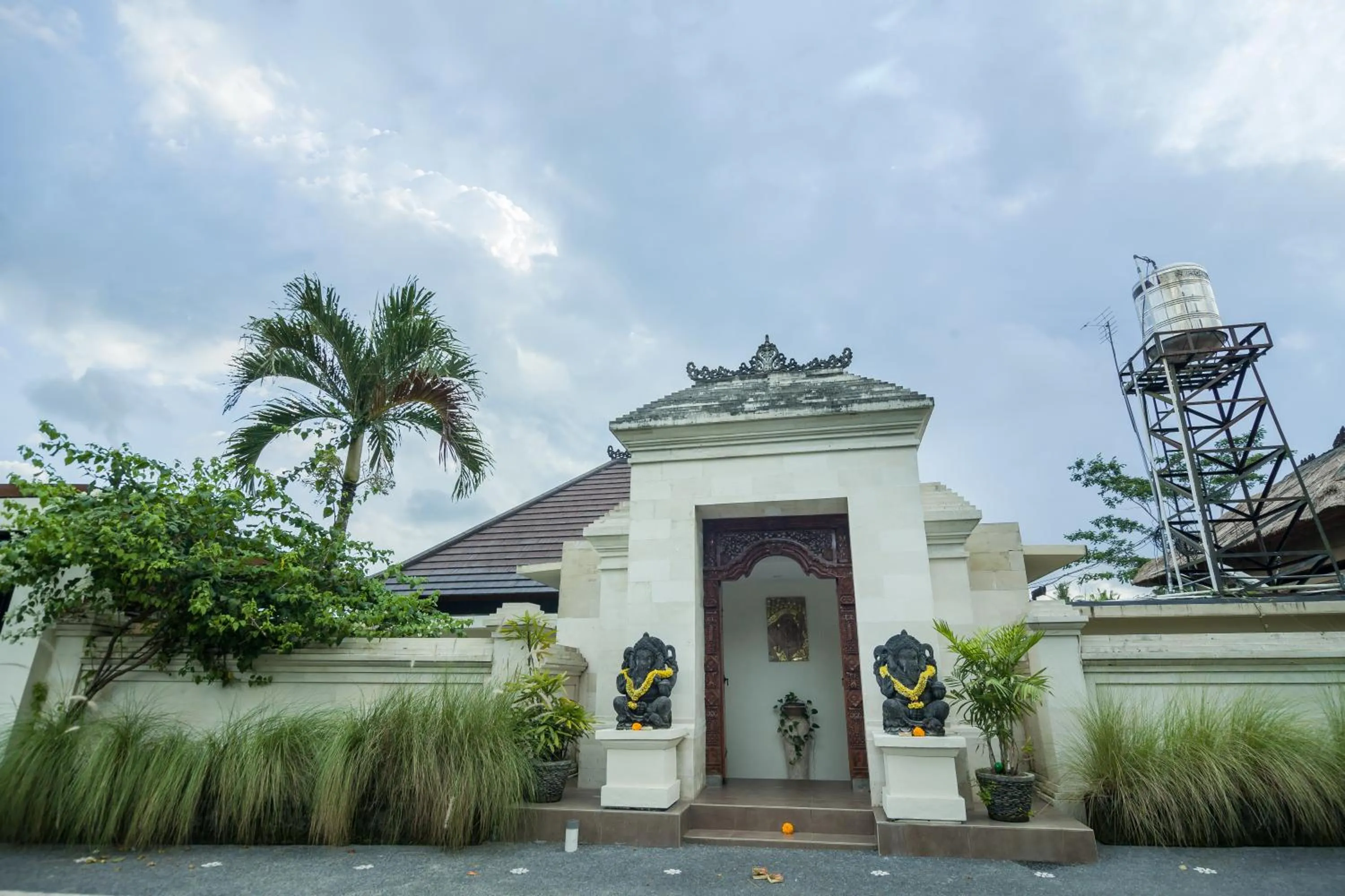 Property building in River Sakti Ubud by Prasi