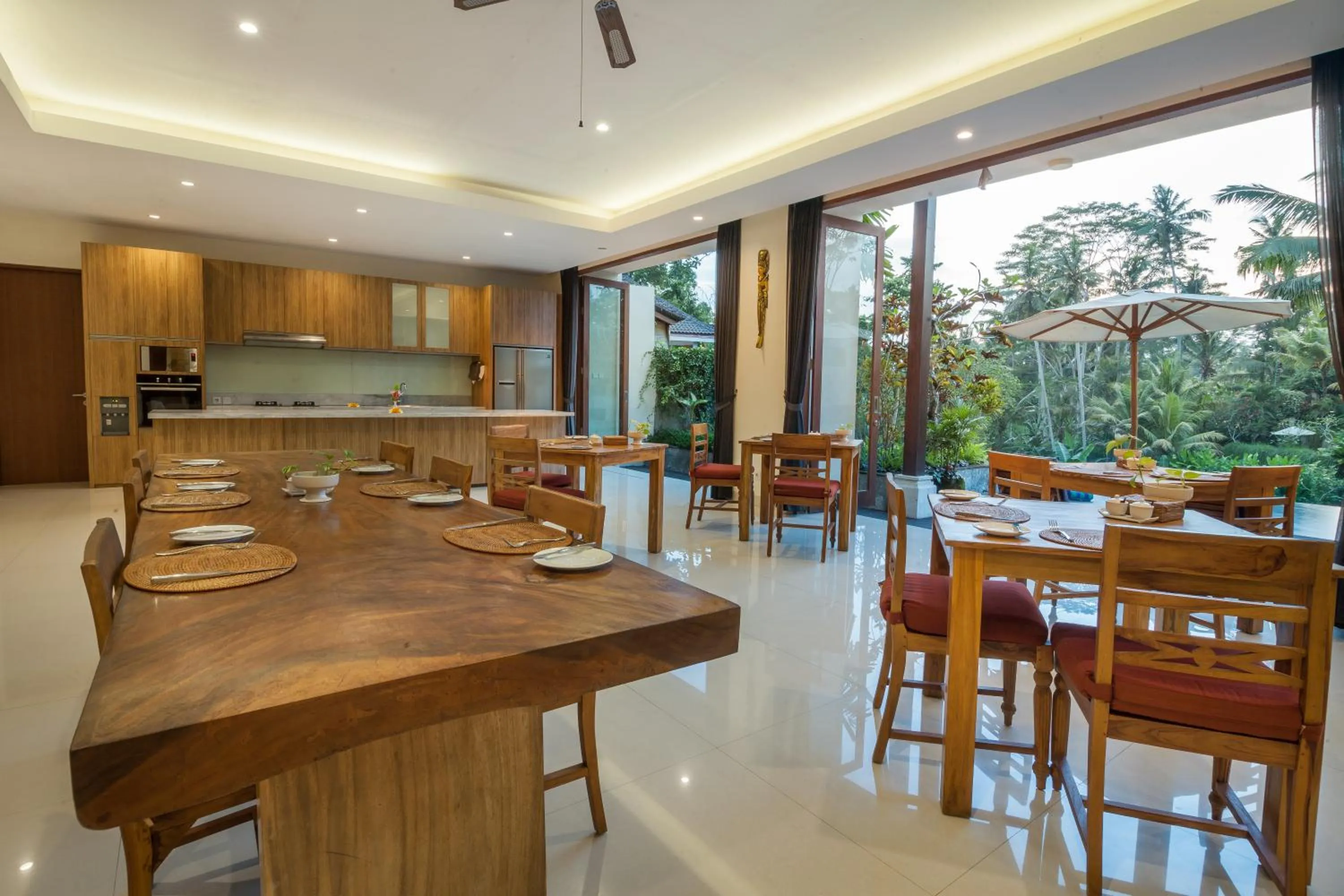 Restaurant/places to eat in River Sakti Ubud by Prasi