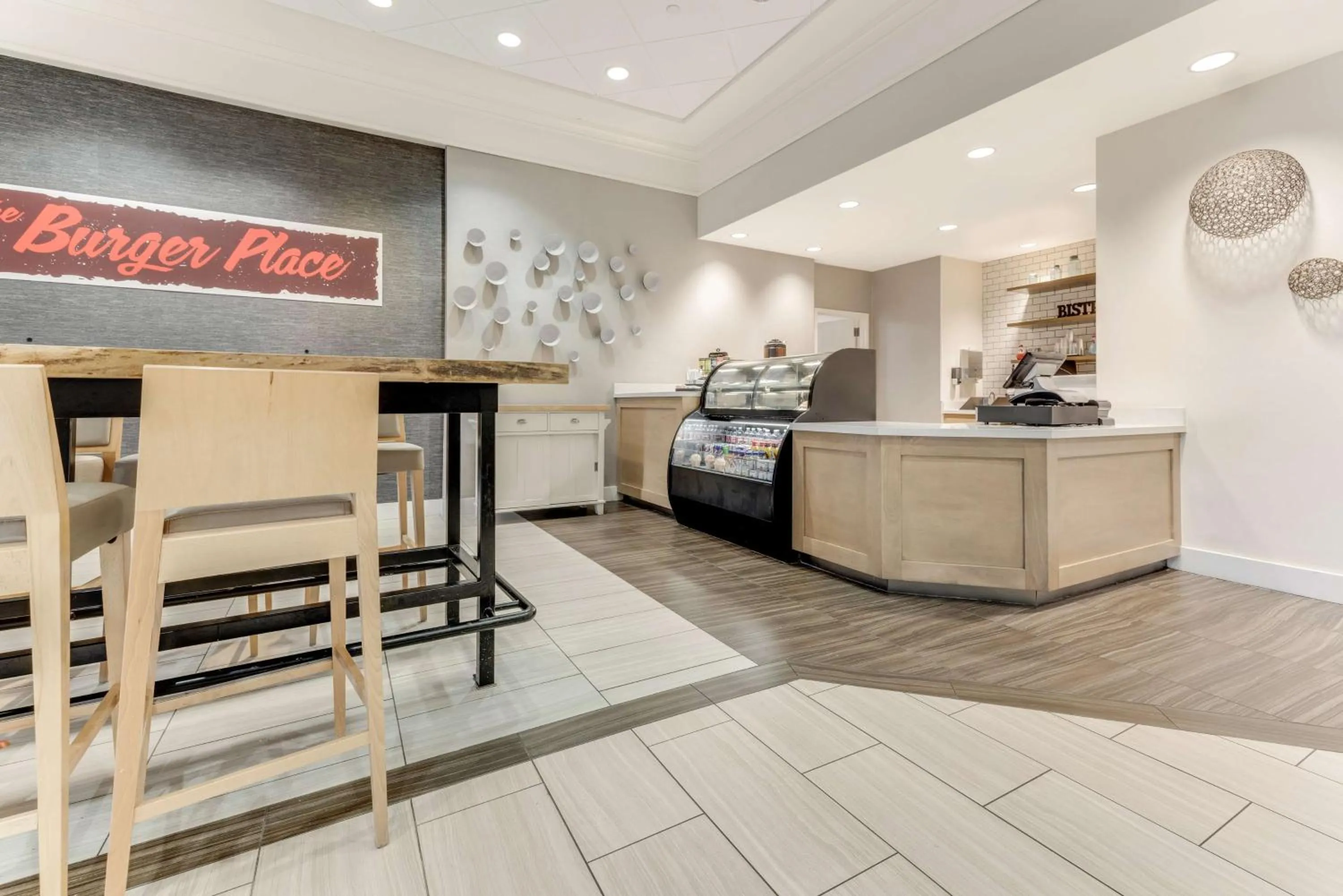 Food and drinks in Sonesta Anaheim Resort Area