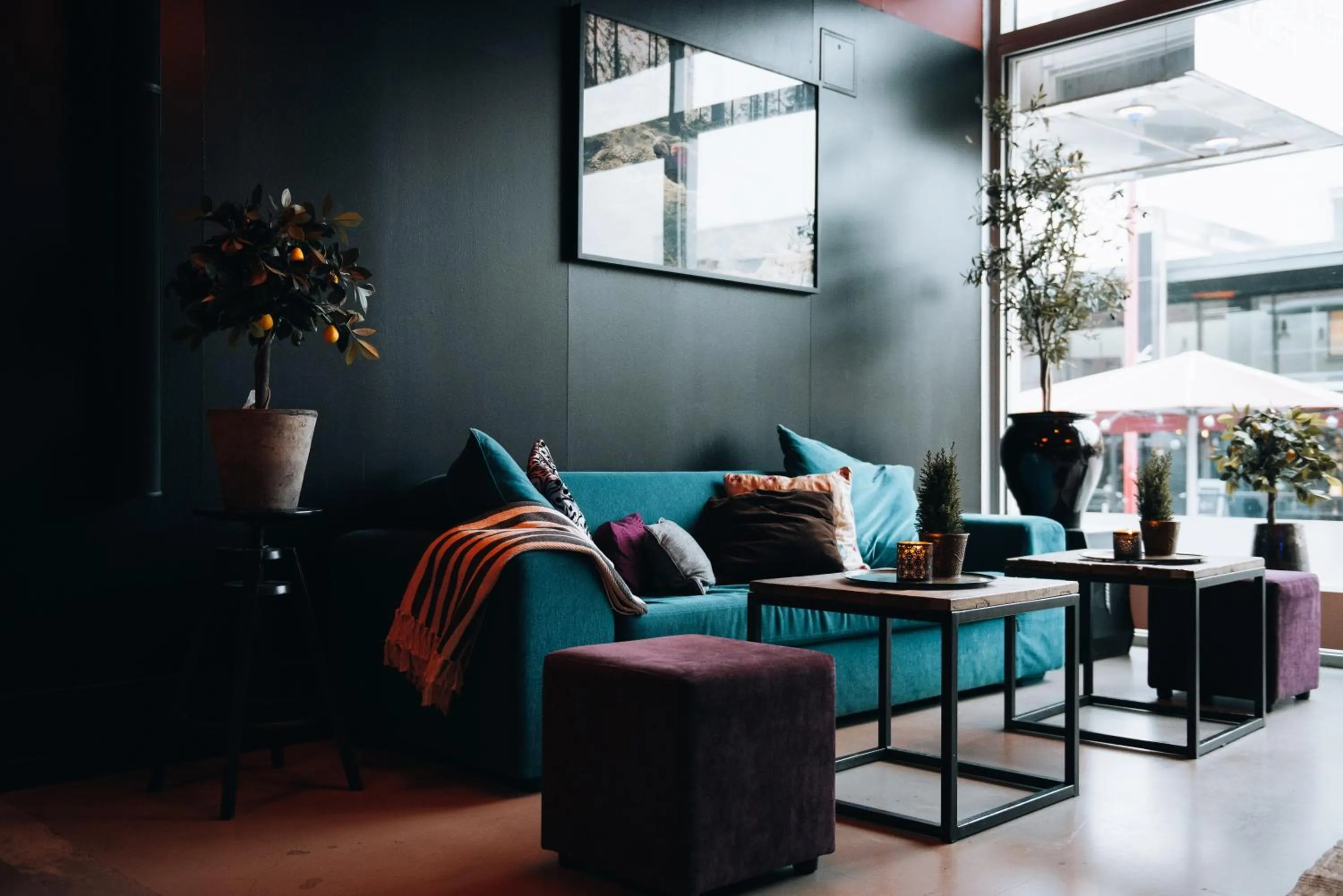 Seating area in Clarion Hotel Gillet