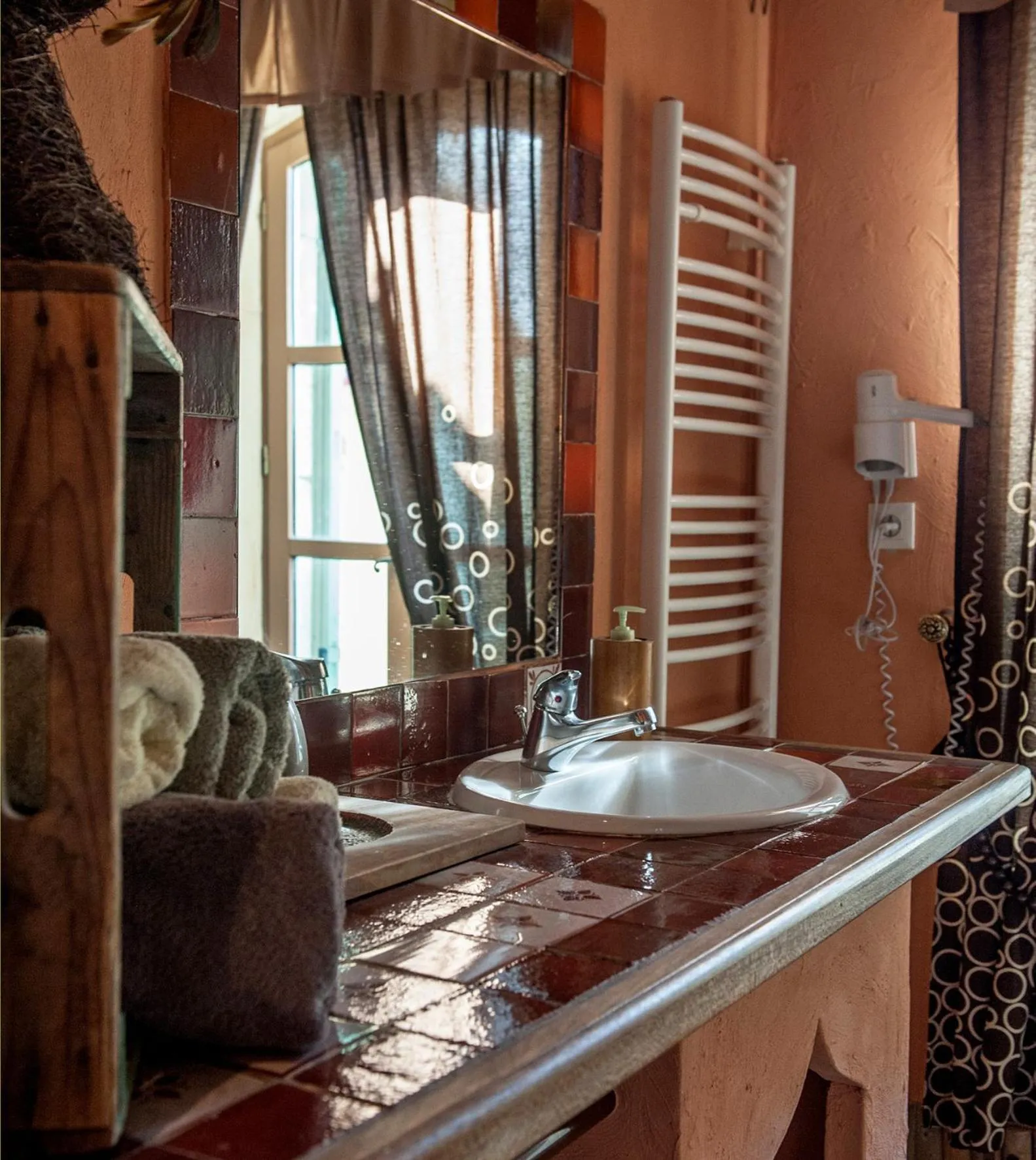 Bathroom in Demeure de Digoine "Chambre d'Hotes"