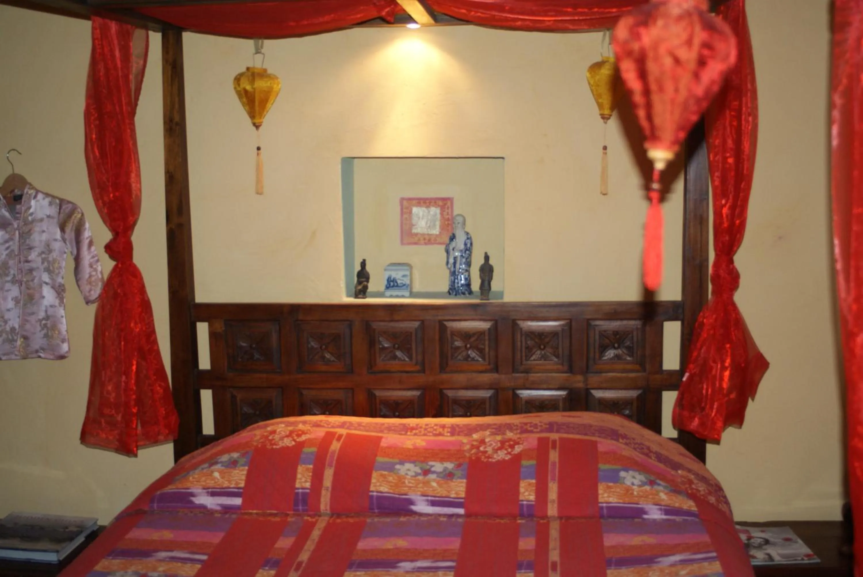 Bedroom, Bed in Demeure de Digoine "Chambre d'Hotes"