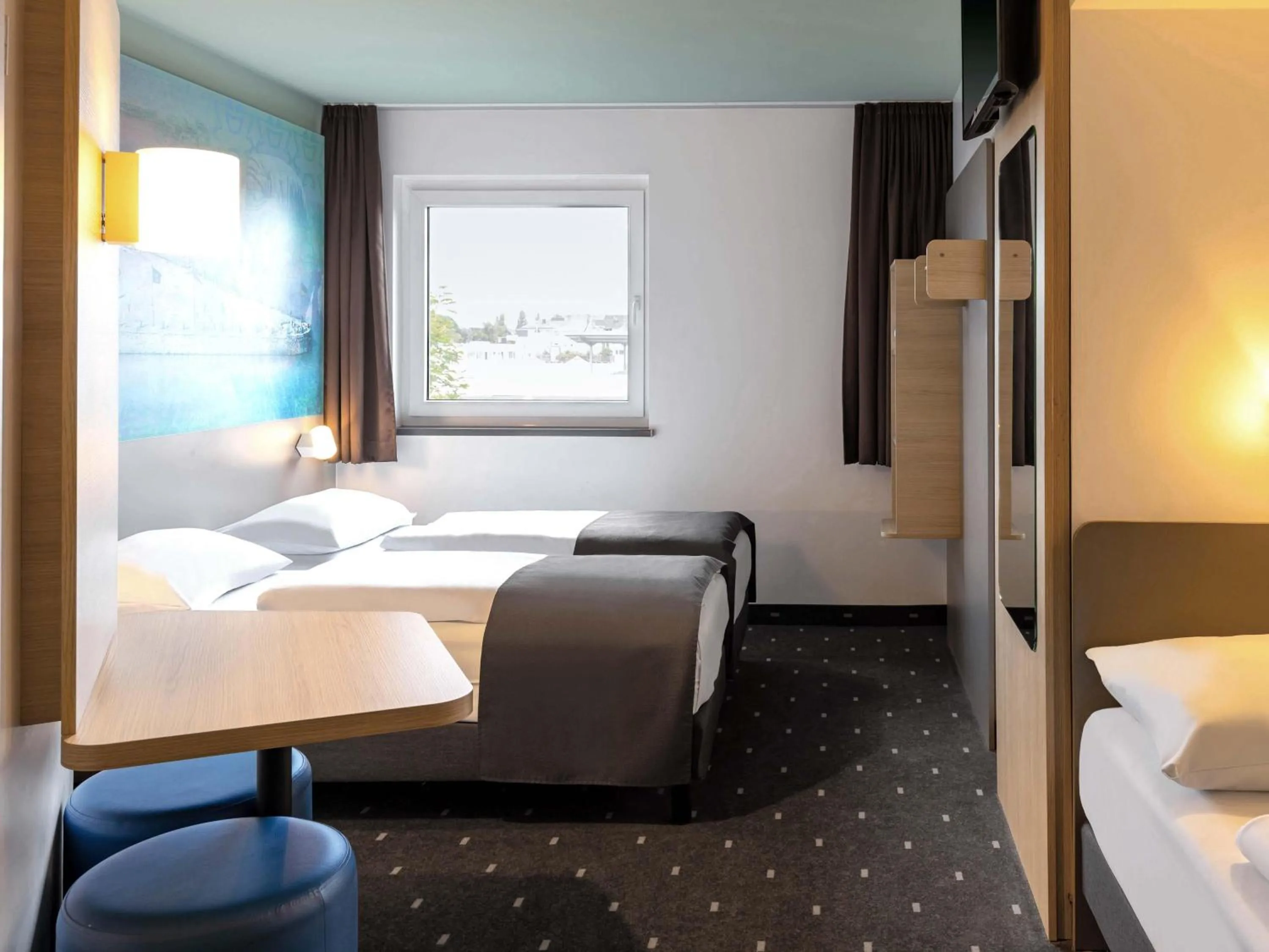 Photo of the whole room, Bed in B&B Hotel Koblenz-City