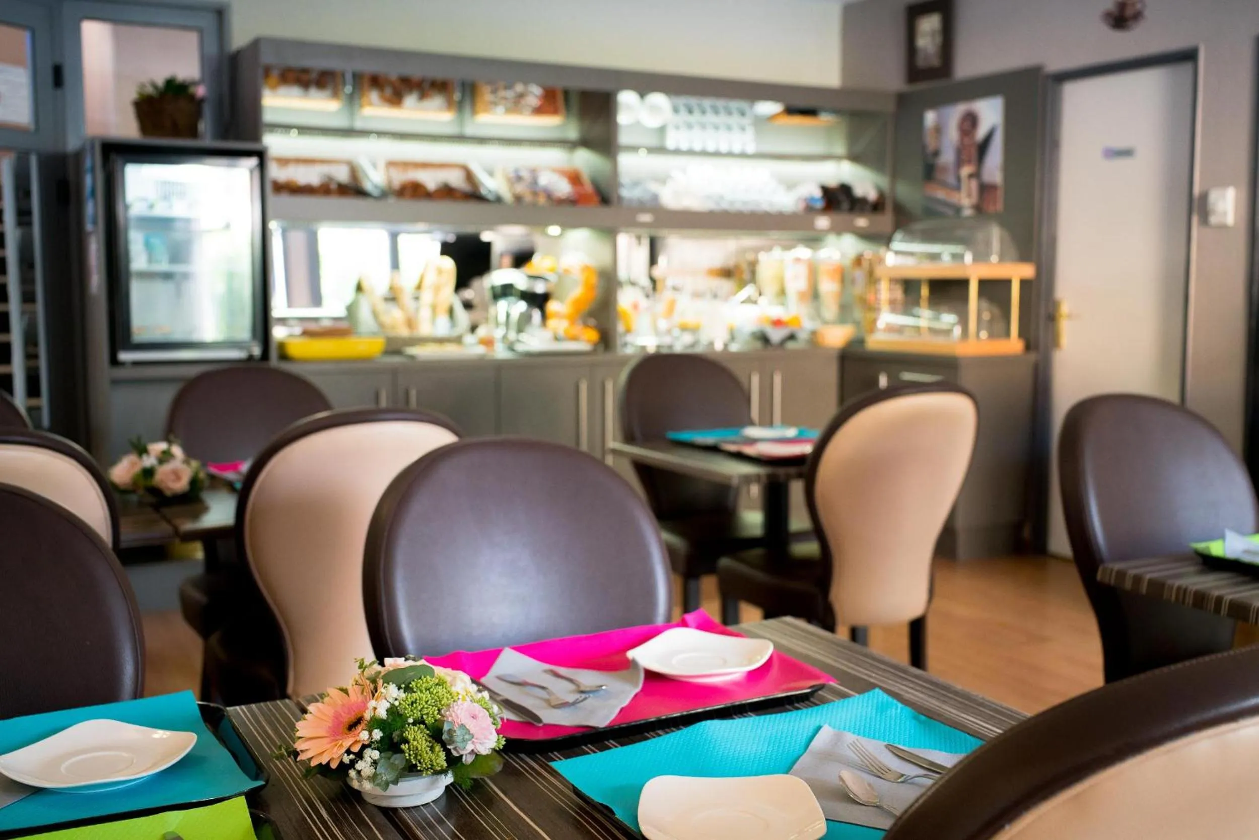 Breakfast in Top Motel