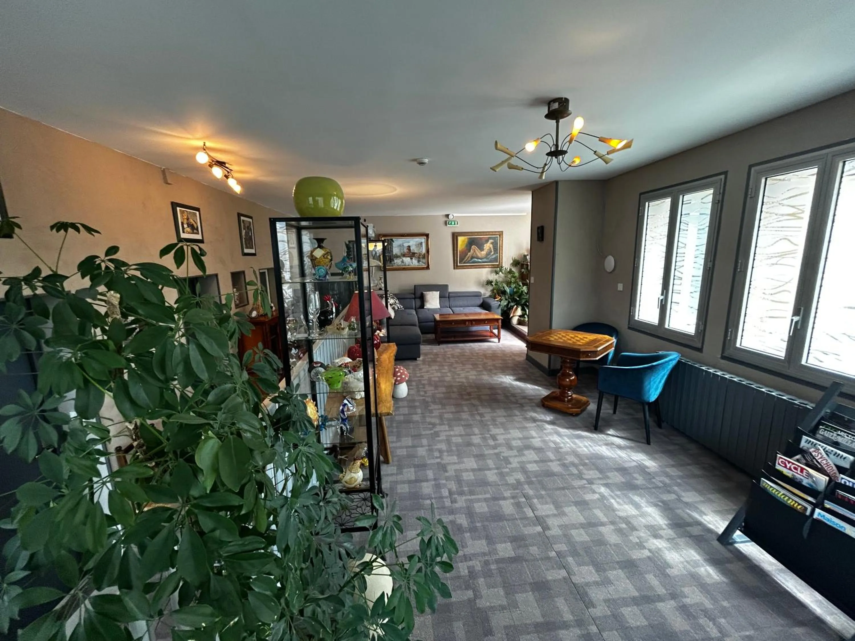 Seating area in Au Soleil d'Or