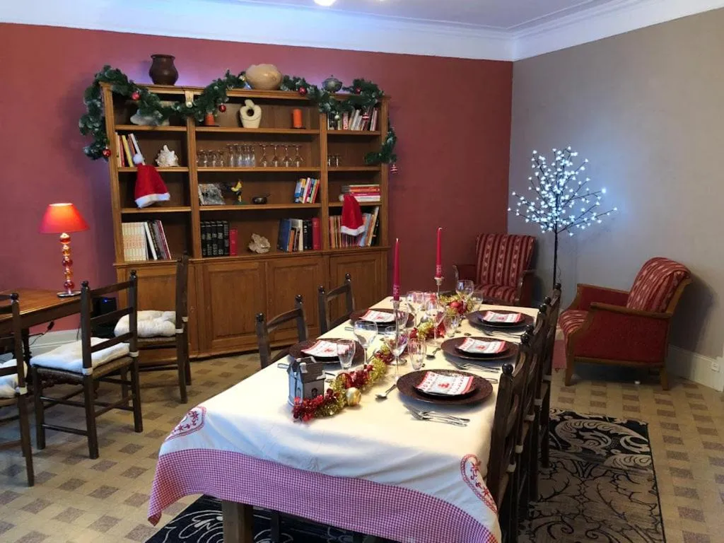 Dining area in Au Soleil d'Or