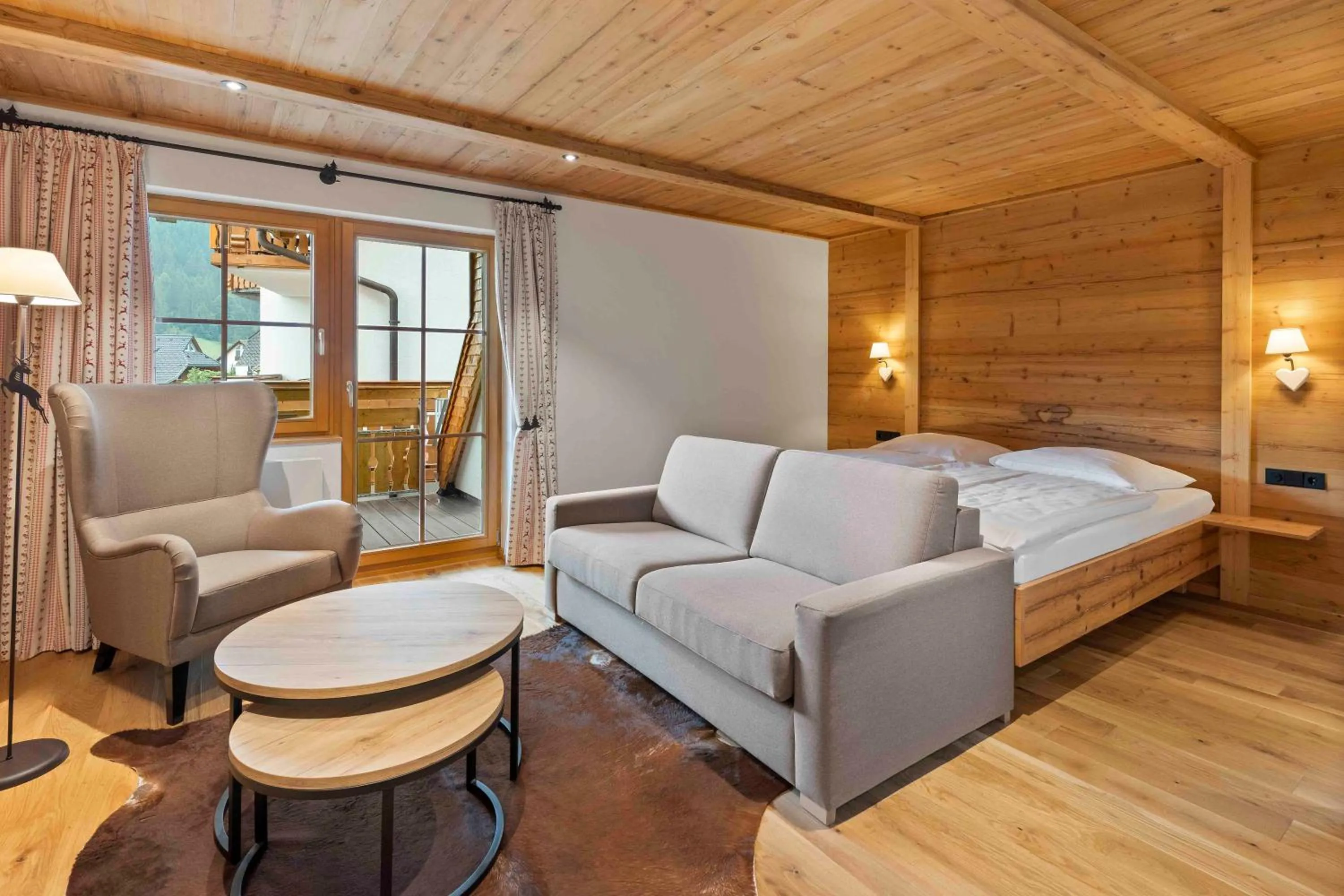 Photo of the whole room, Bed in Hotel Schlehdorn