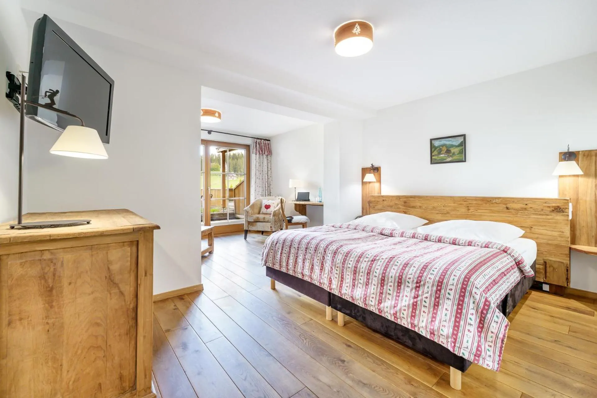 Bedroom, Bed in Hotel Schlehdorn