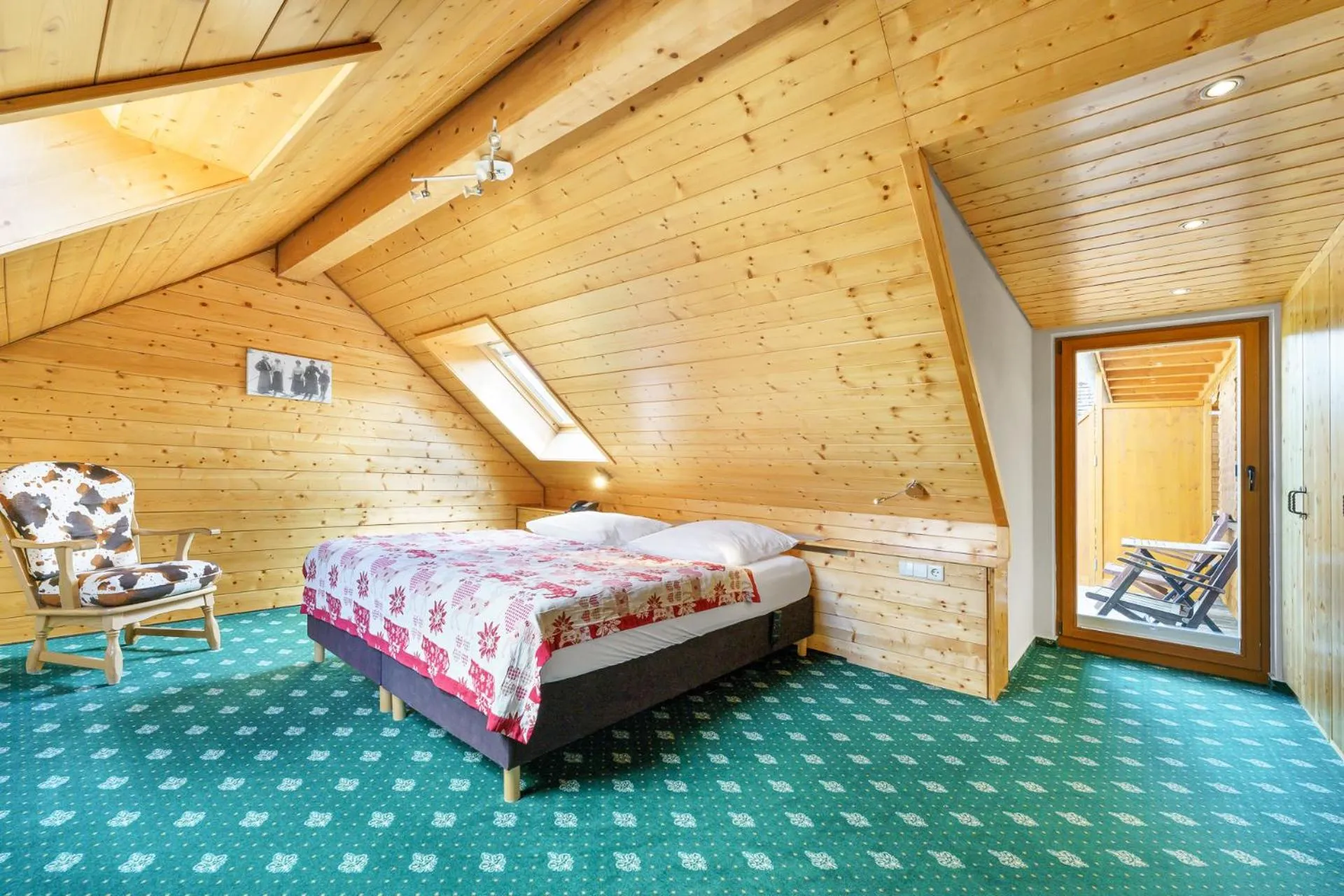 Bedroom, Bed in Hotel Schlehdorn