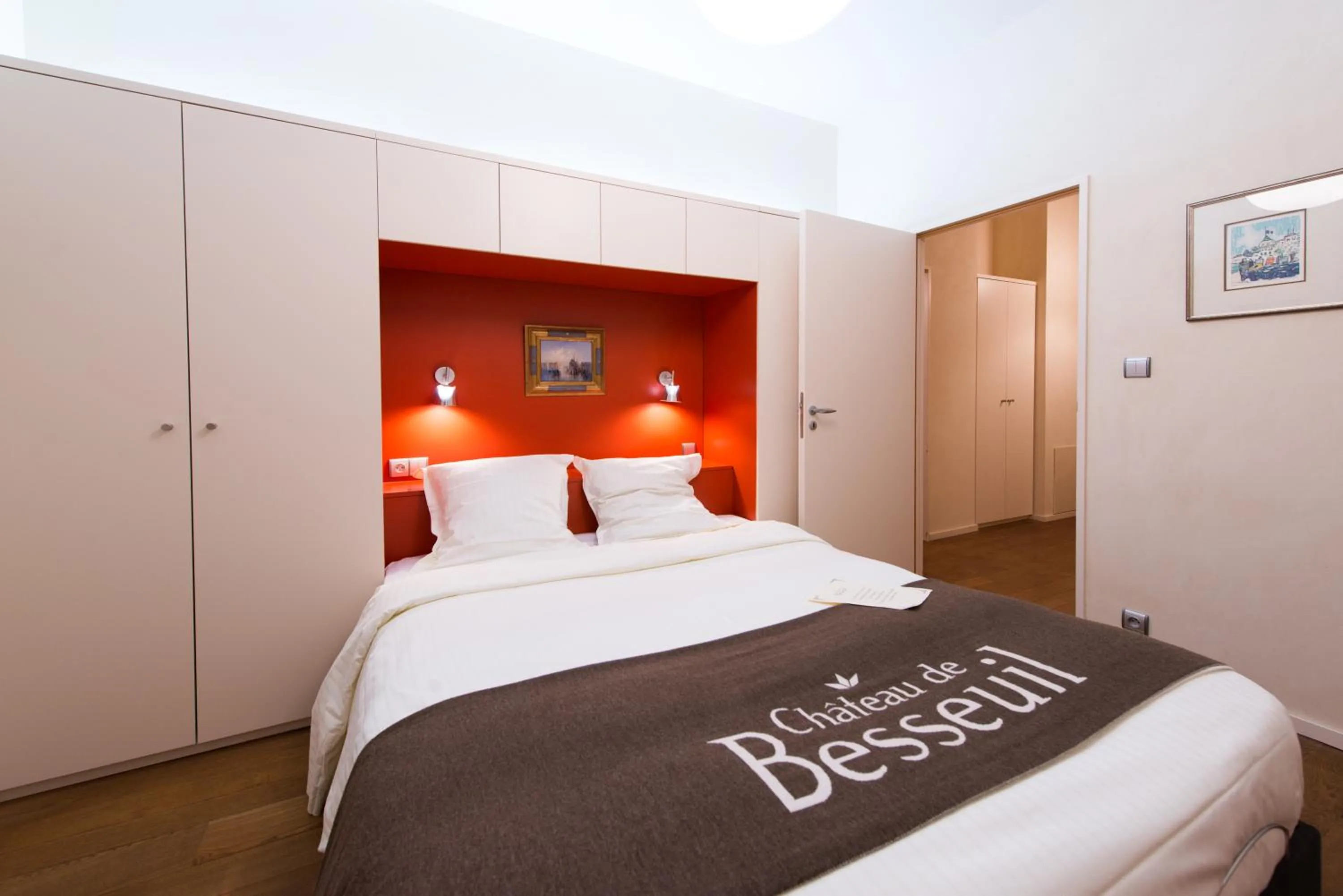 Bed in Hôtel-Restaurant le Château de Besseuil, Mâcon Nord - Teritoria