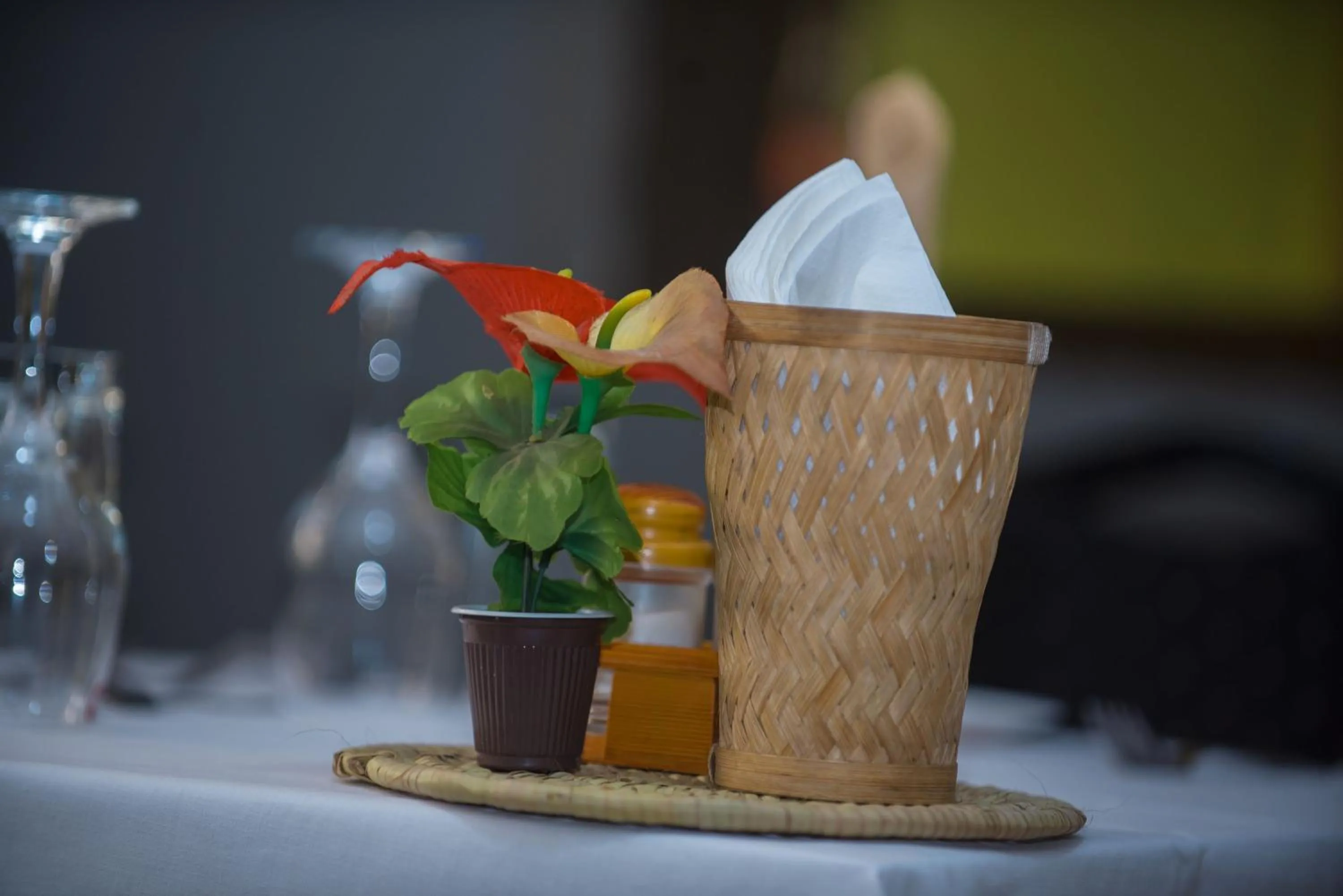 Restaurant/places to eat in Arusha Giraffe Lodge