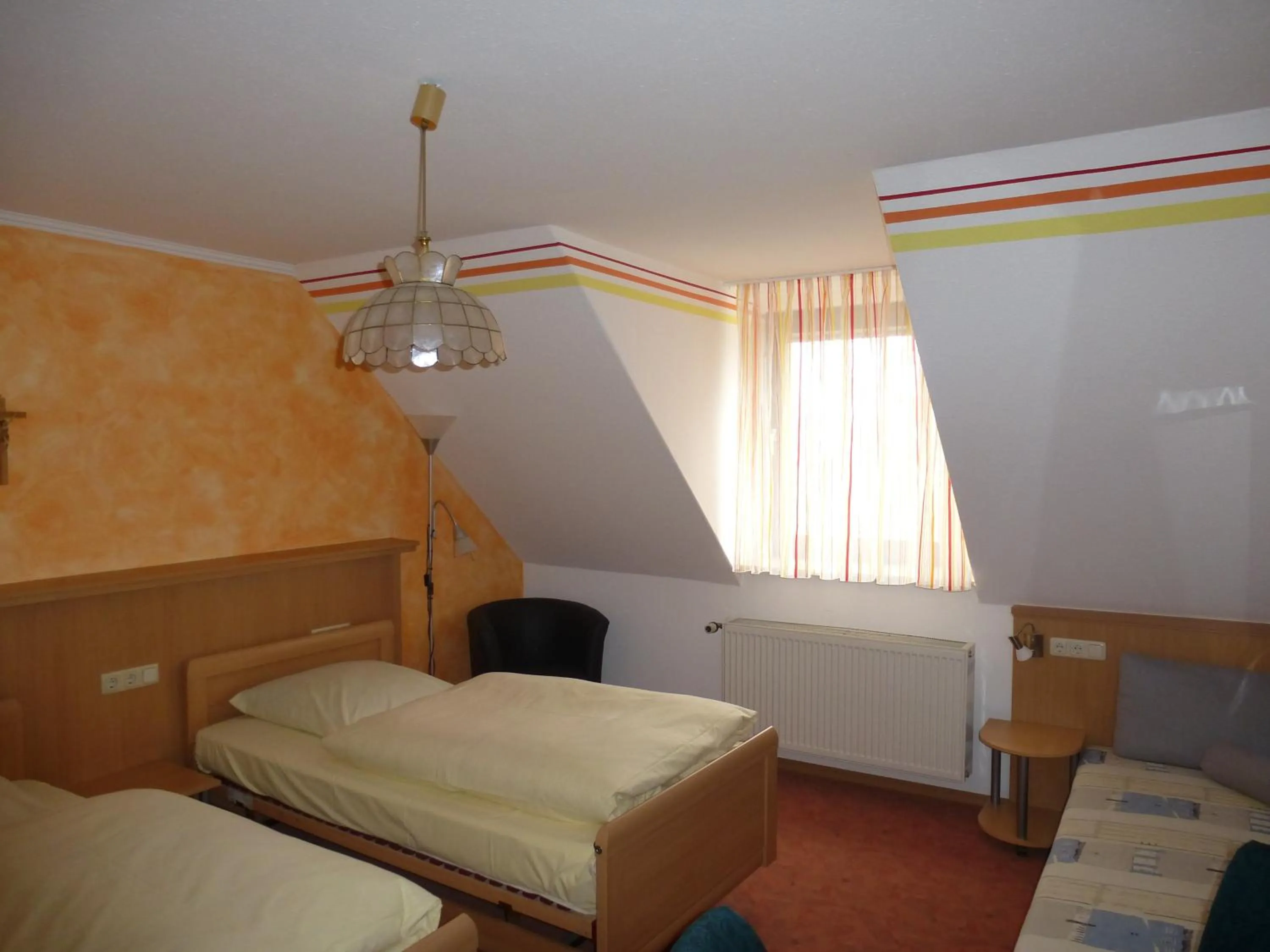 Photo of the whole room, Bed in Hotel-Gasthof "Zum Bartl"