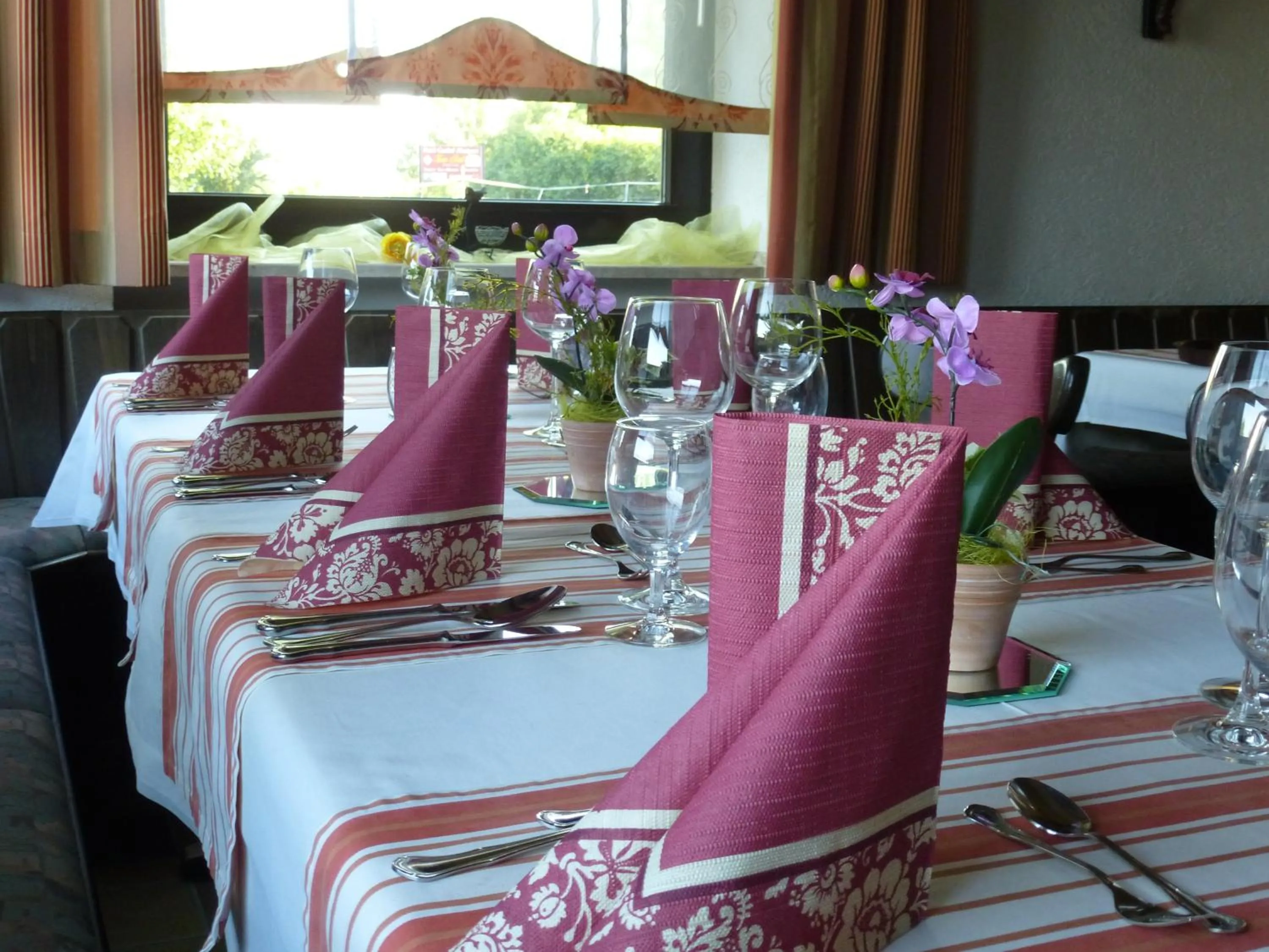 Food and drinks in Hotel-Gasthof "Zum Bartl"