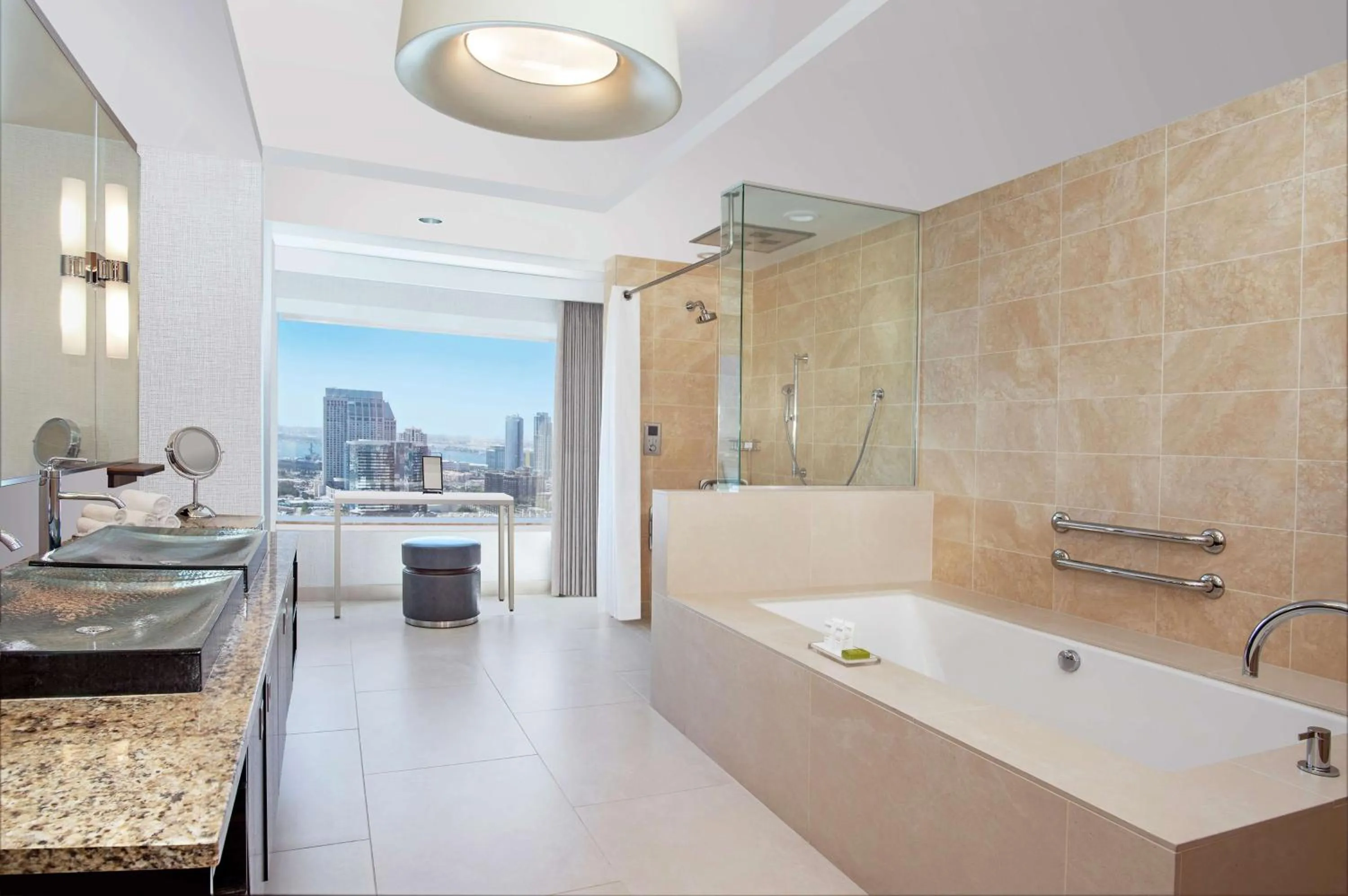 Bathroom in Hilton San Diego Bayfront