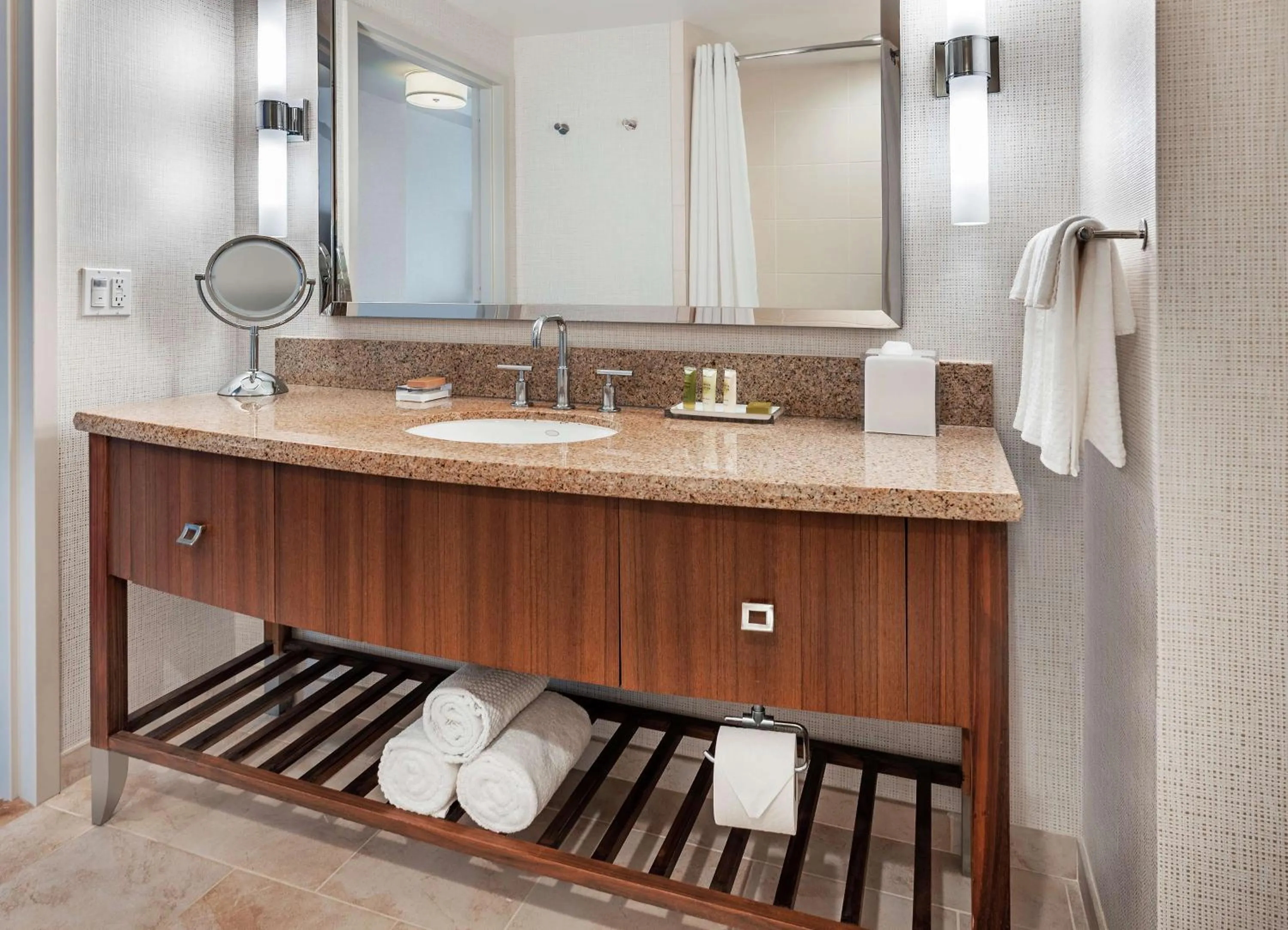 Bathroom in Hilton San Diego Bayfront