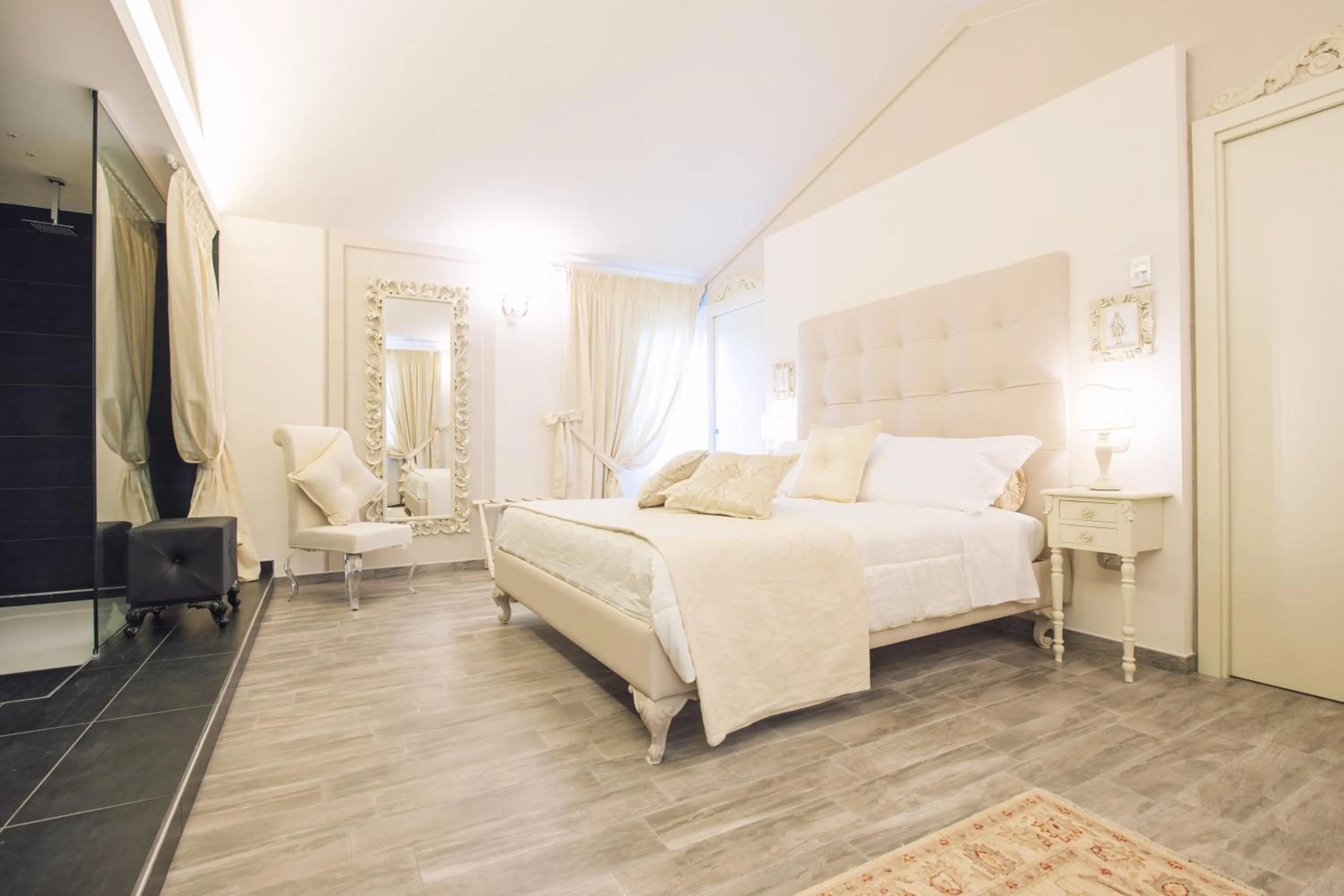 Photo of the whole room in Relais Sassa al Sole