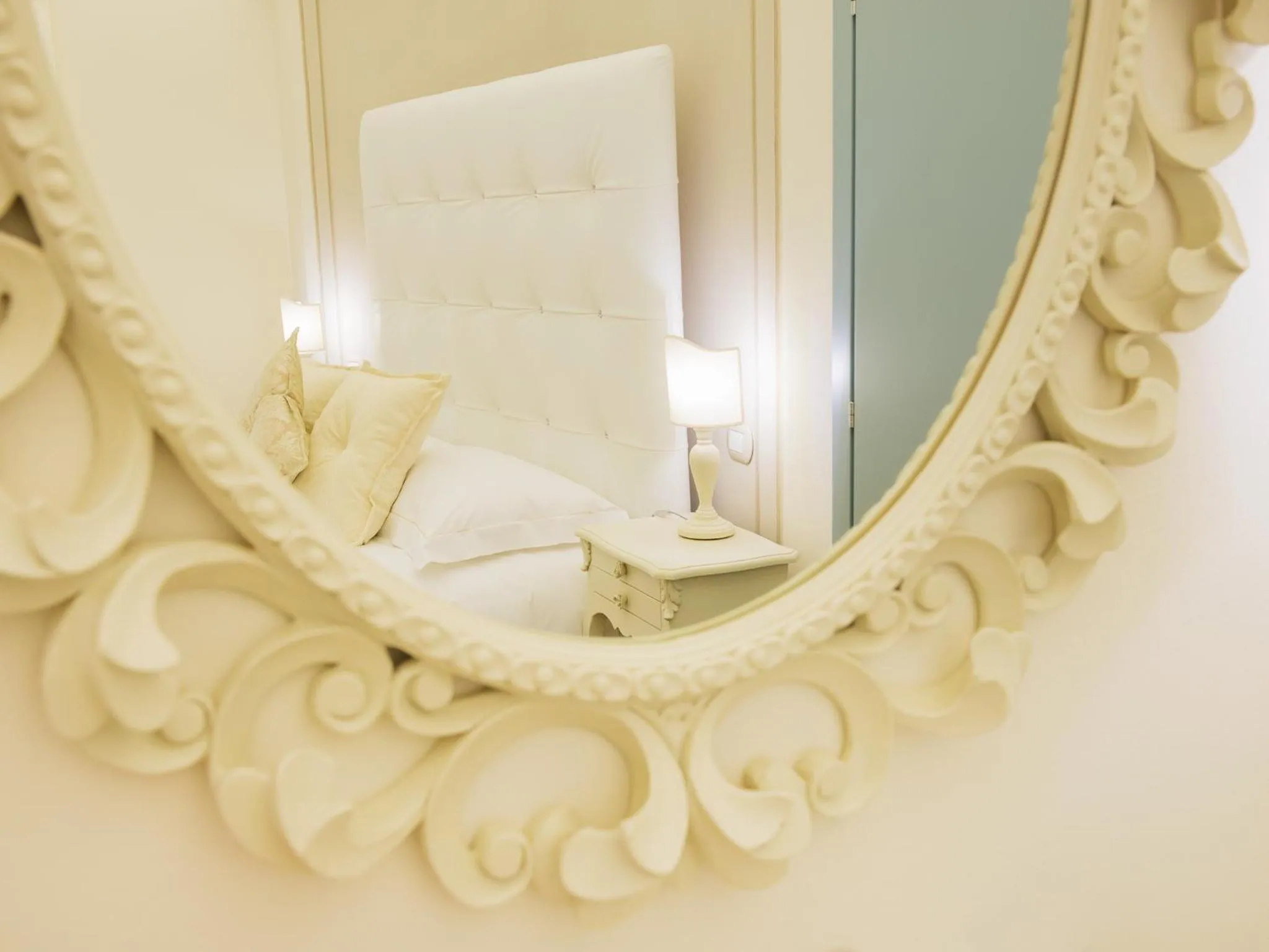 Decorative detail in Relais Sassa al Sole