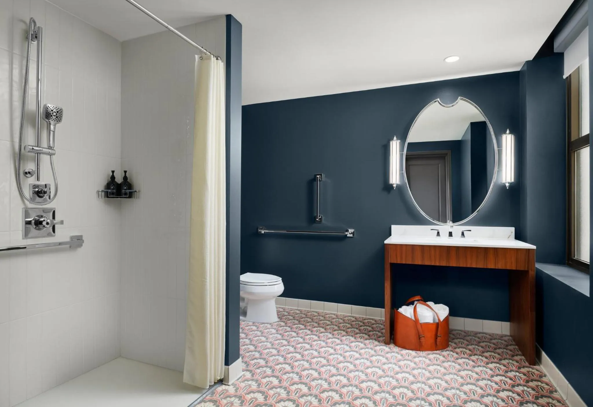 Bathroom in Hotel Indigo Nashville - The Countrypolitan