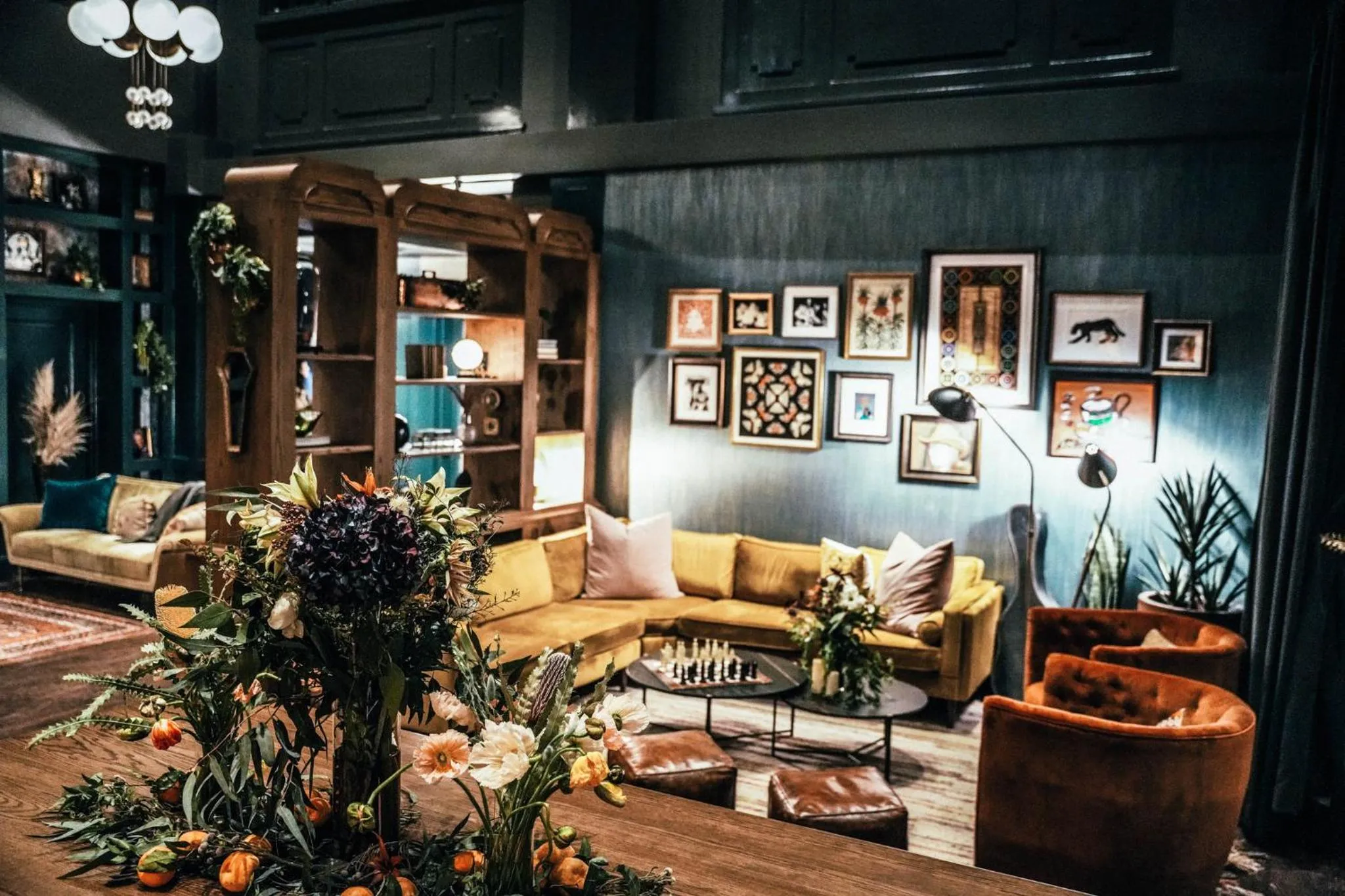 Property building in Hotel Indigo Nashville - The Countrypolitan