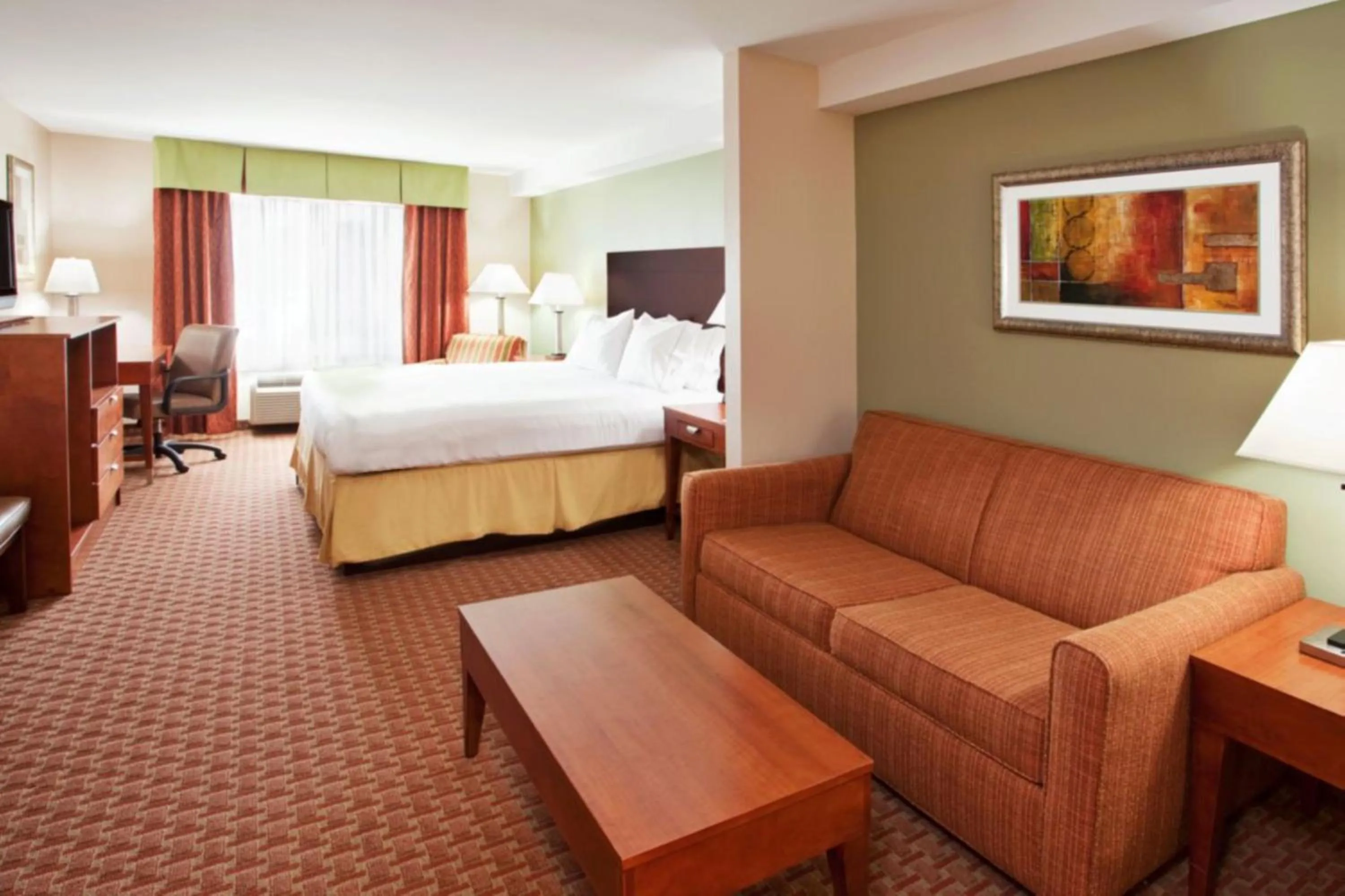 Photo of the whole room, Bed in Holiday Inn Express & Suites Niagara Falls by IHG