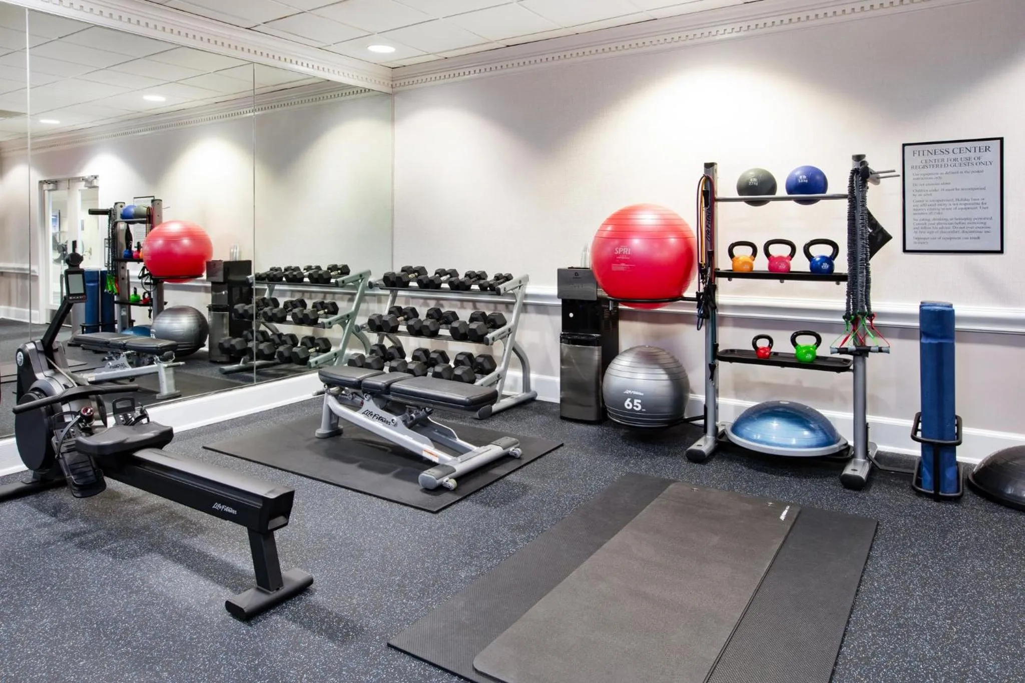 Fitness centre/facilities in Holiday Inn Express Nashville-Downtown - Broadway by IHG
