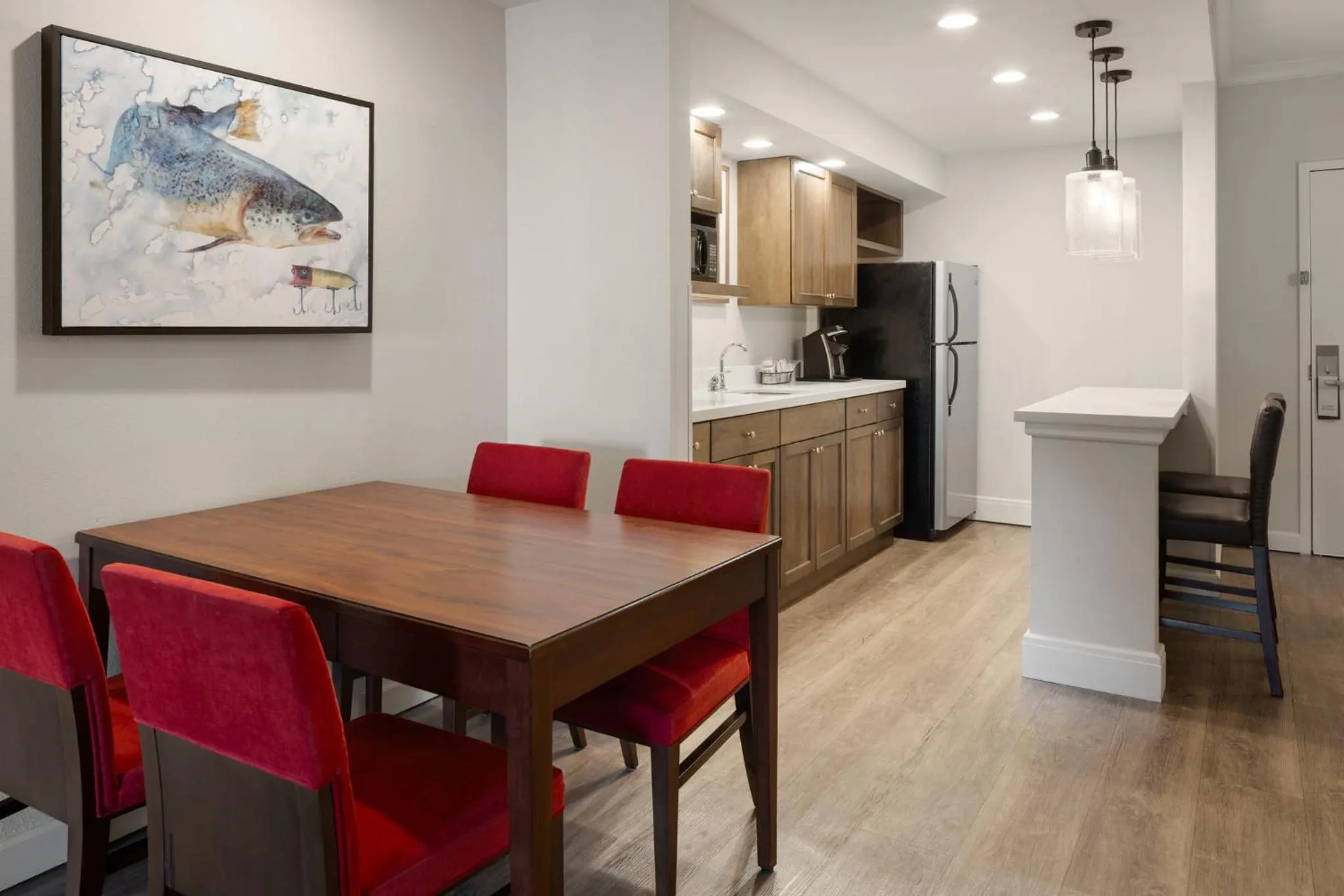 Photo of the whole room in Holiday Inn Resort Lake George by IHG