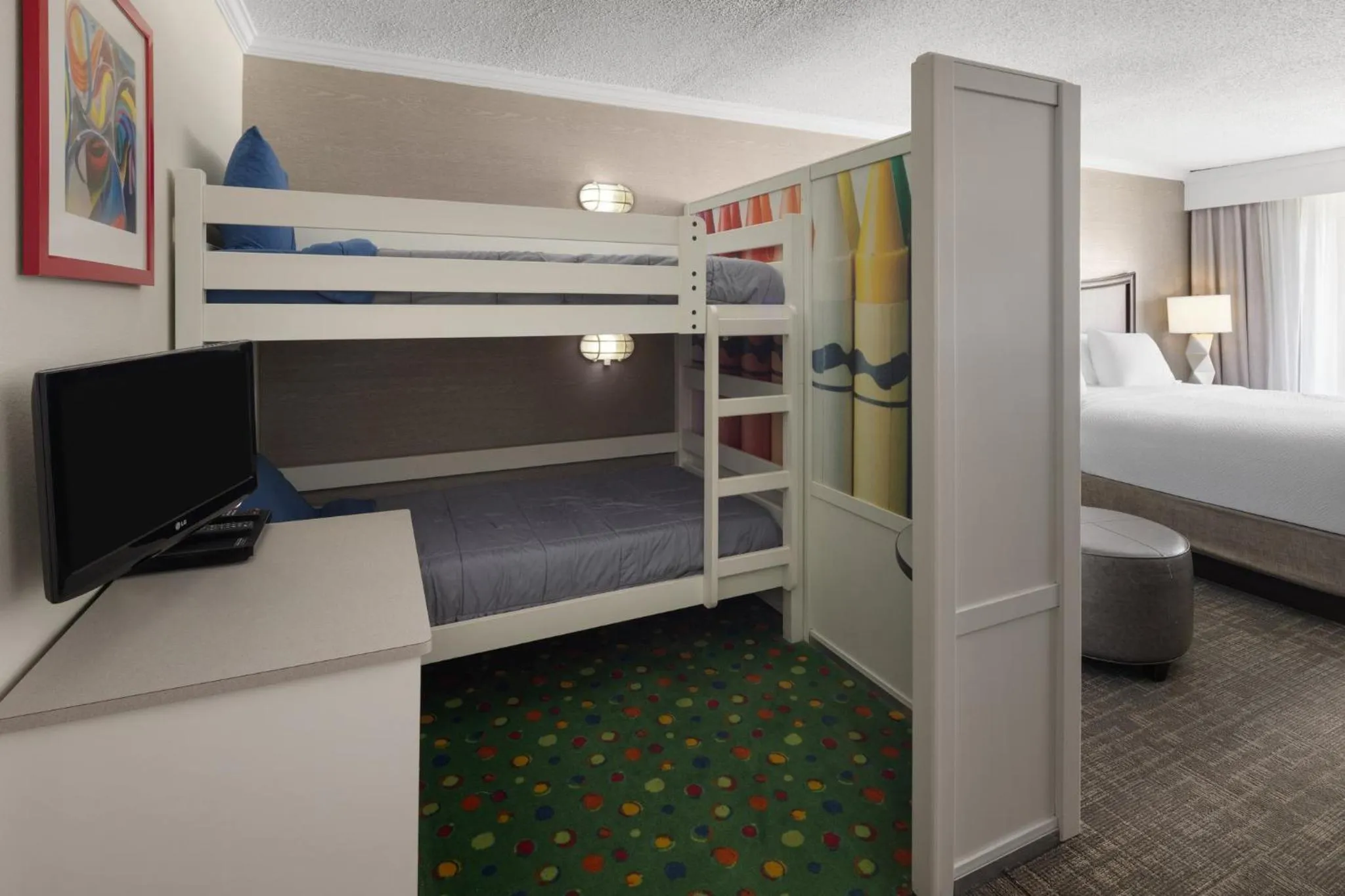 Photo of the whole room, Bed in Holiday Inn Resort Lake George by IHG