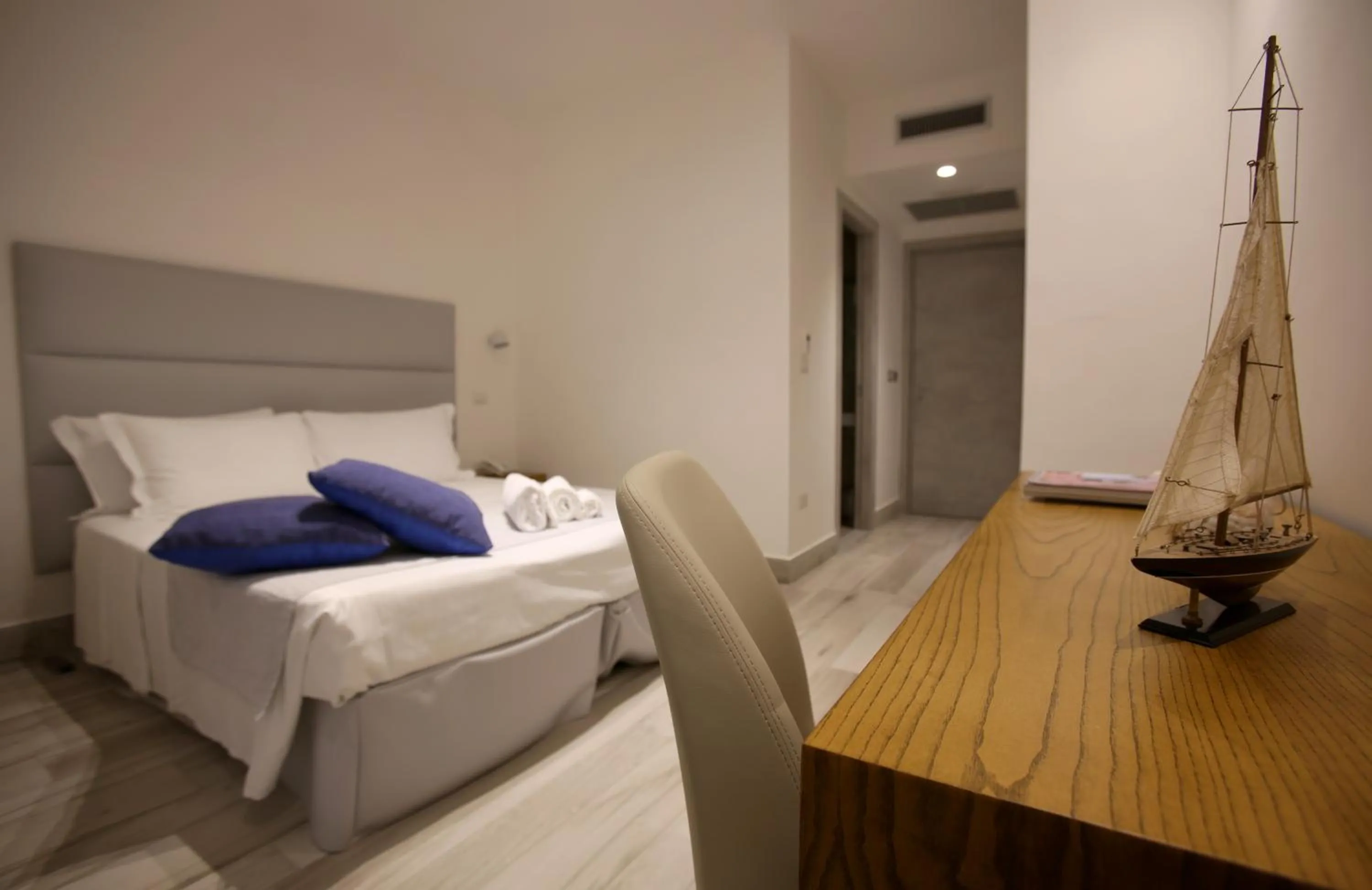 Photo of the whole room, Bed in Relais Manfredi