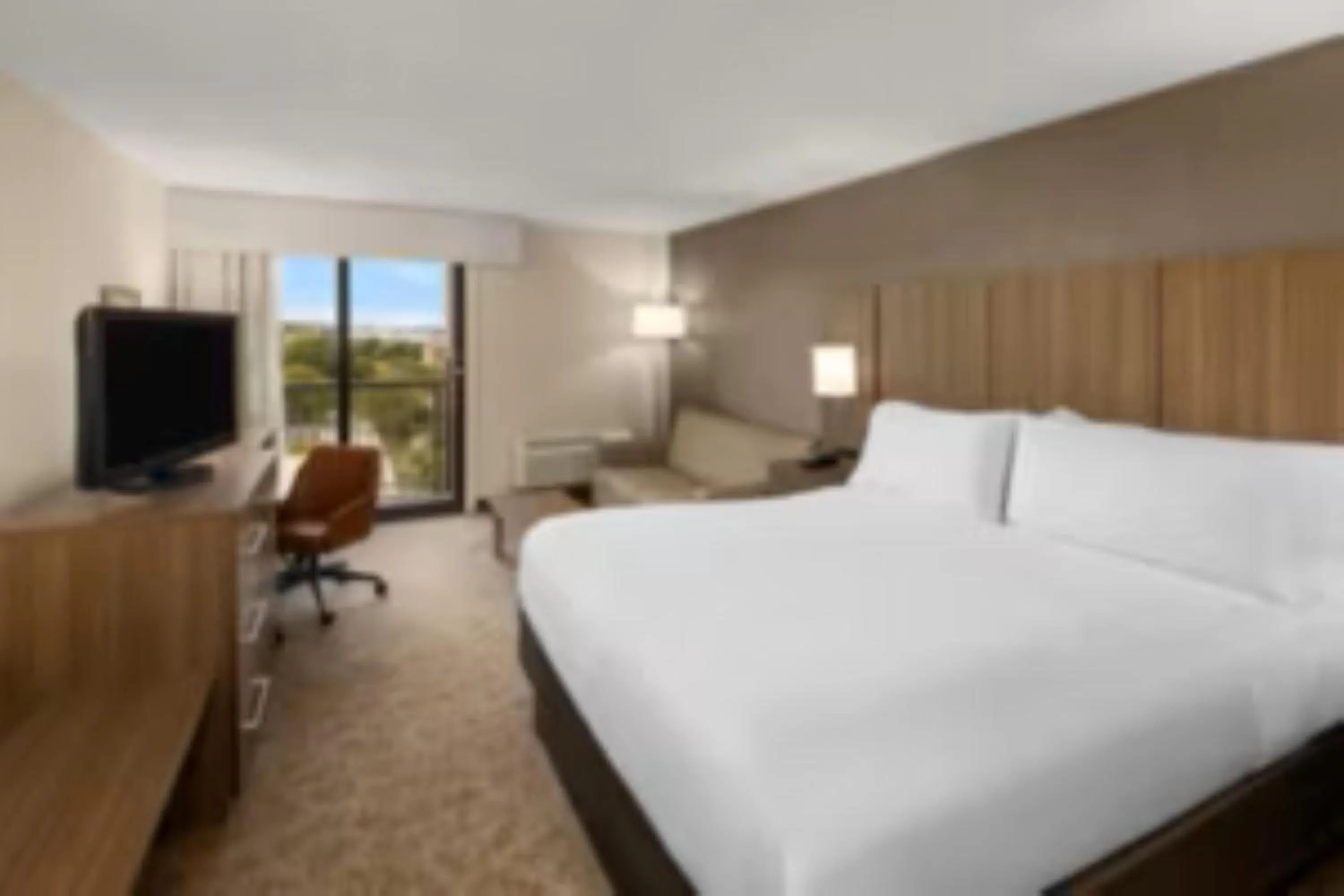 Bedroom, Bed in Holiday Inn Nashville - Vanderbilt - Dwtn by IHG