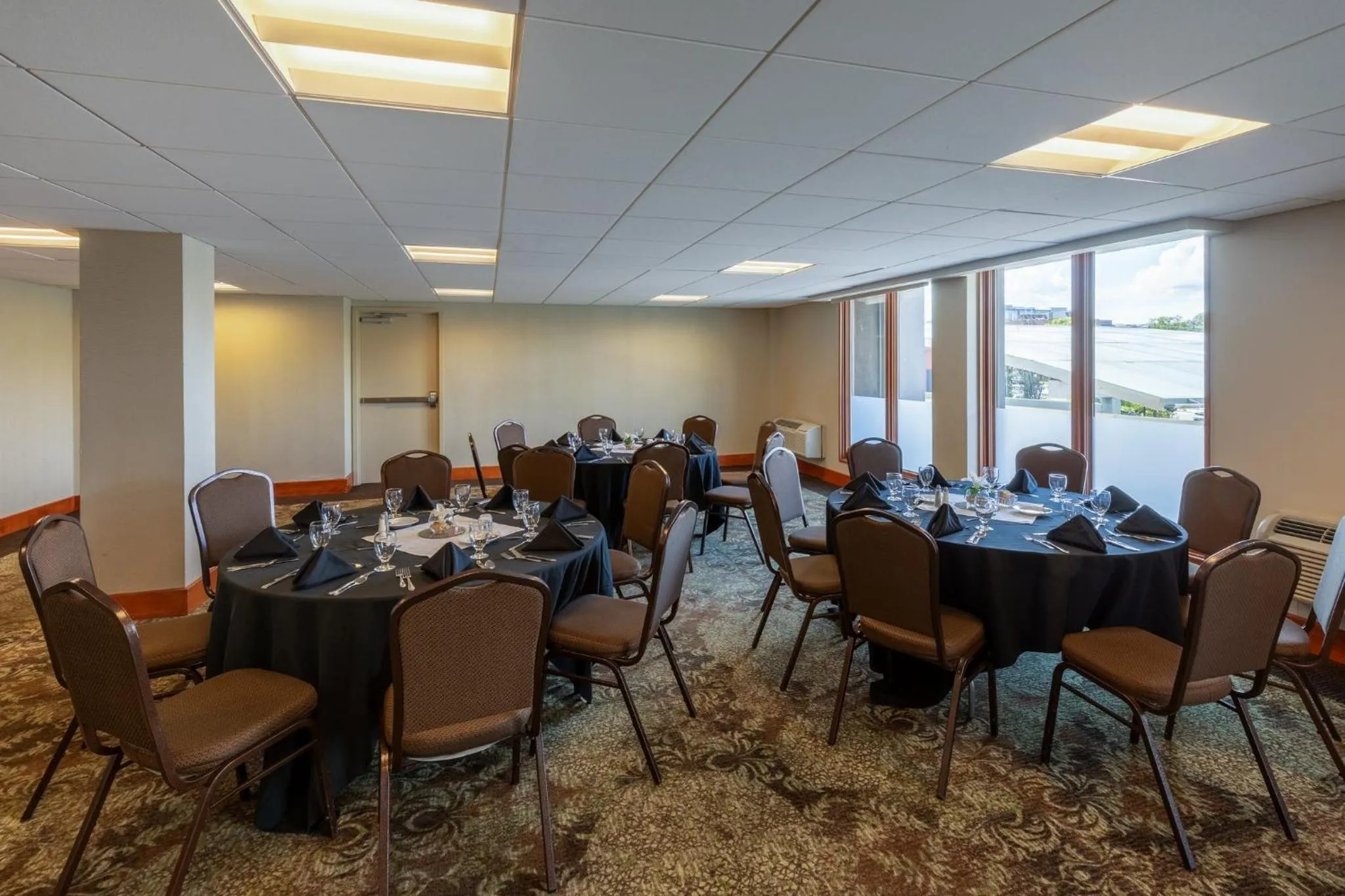 Meeting/conference room in Holiday Inn Nashville - Vanderbilt - Dwtn by IHG