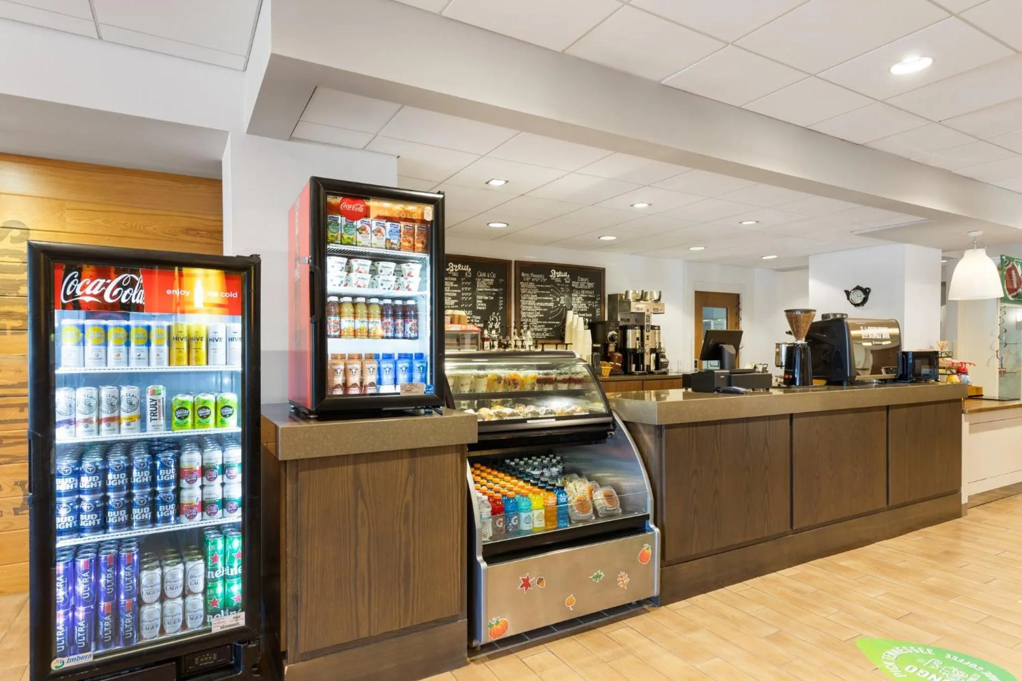 Coffee/tea facilities in Holiday Inn Nashville - Vanderbilt - Dwtn by IHG